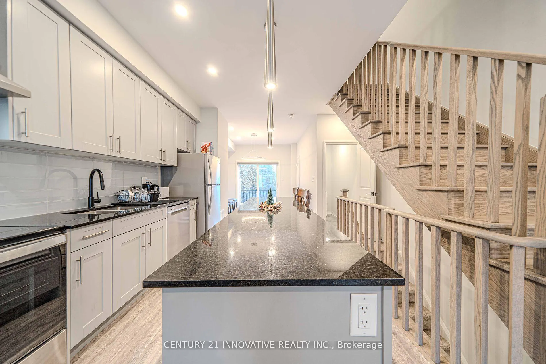 Photo 6 of 1674 Pleasure Valley Path, Oshawa, Samac — HOMEH