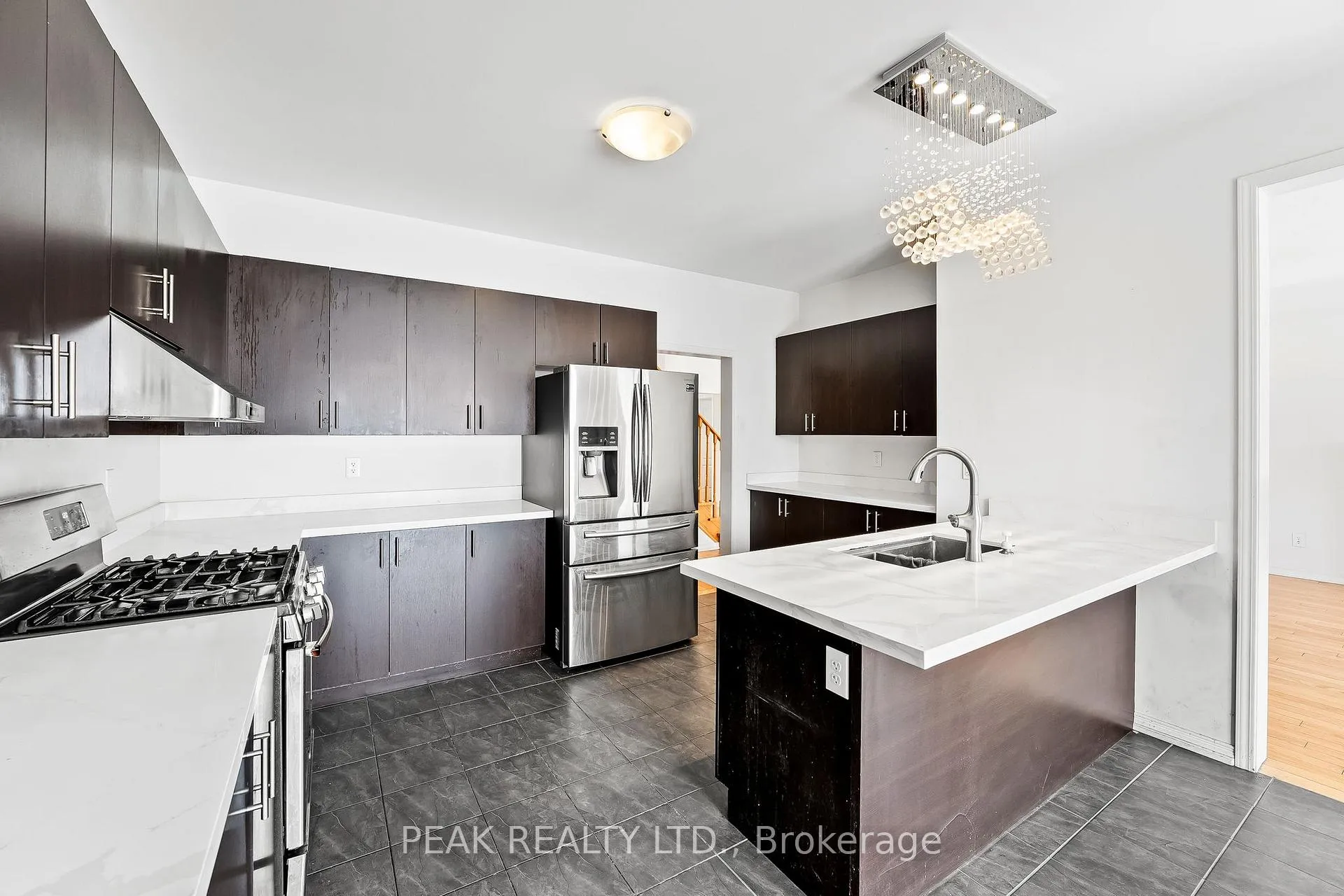 Photo 10 of 2425 Dress Circle Crescent, Oshawa, Windfields — HOMEH