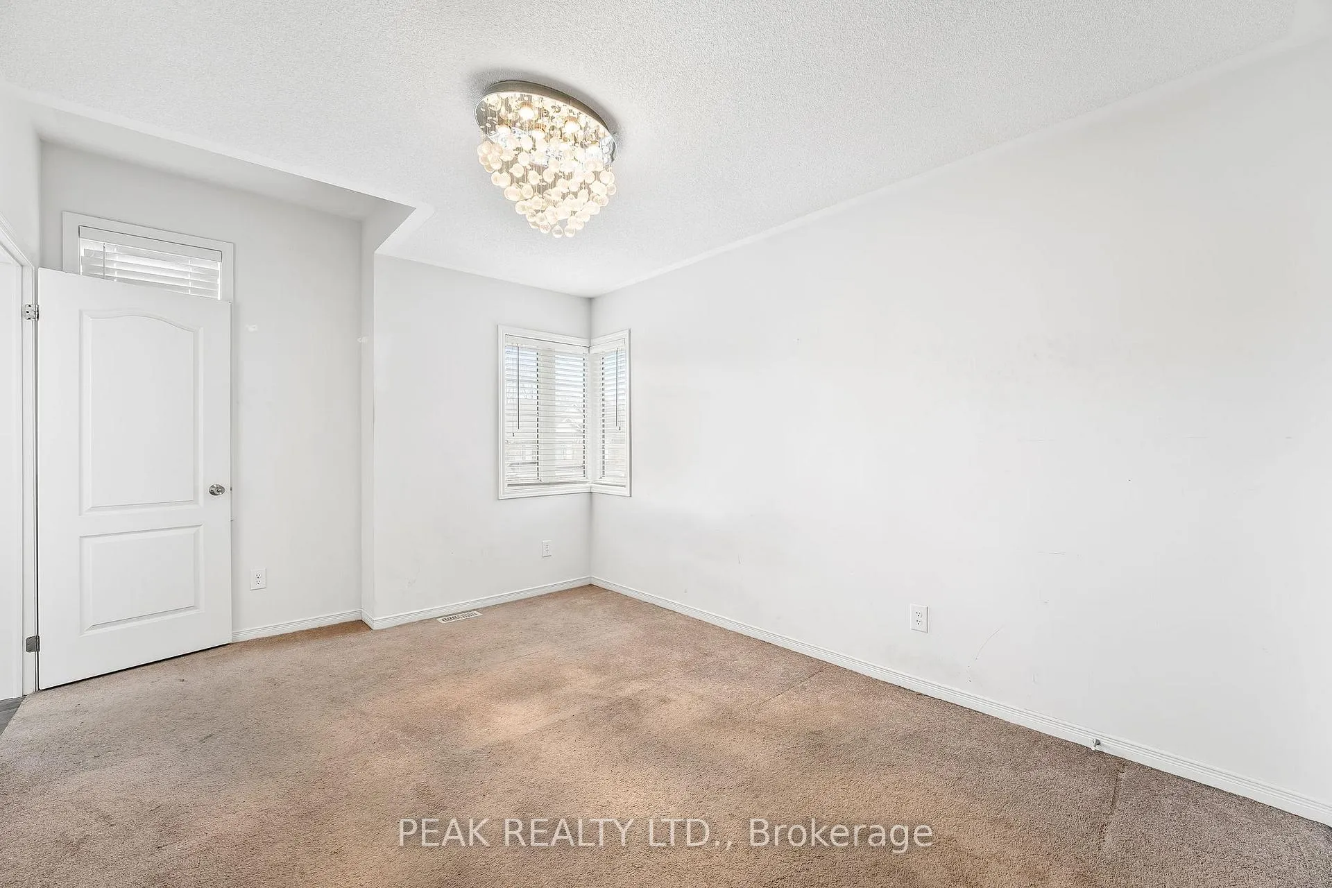 Photo 21 of 2425 Dress Circle Crescent, Oshawa, Windfields — HOMEH
