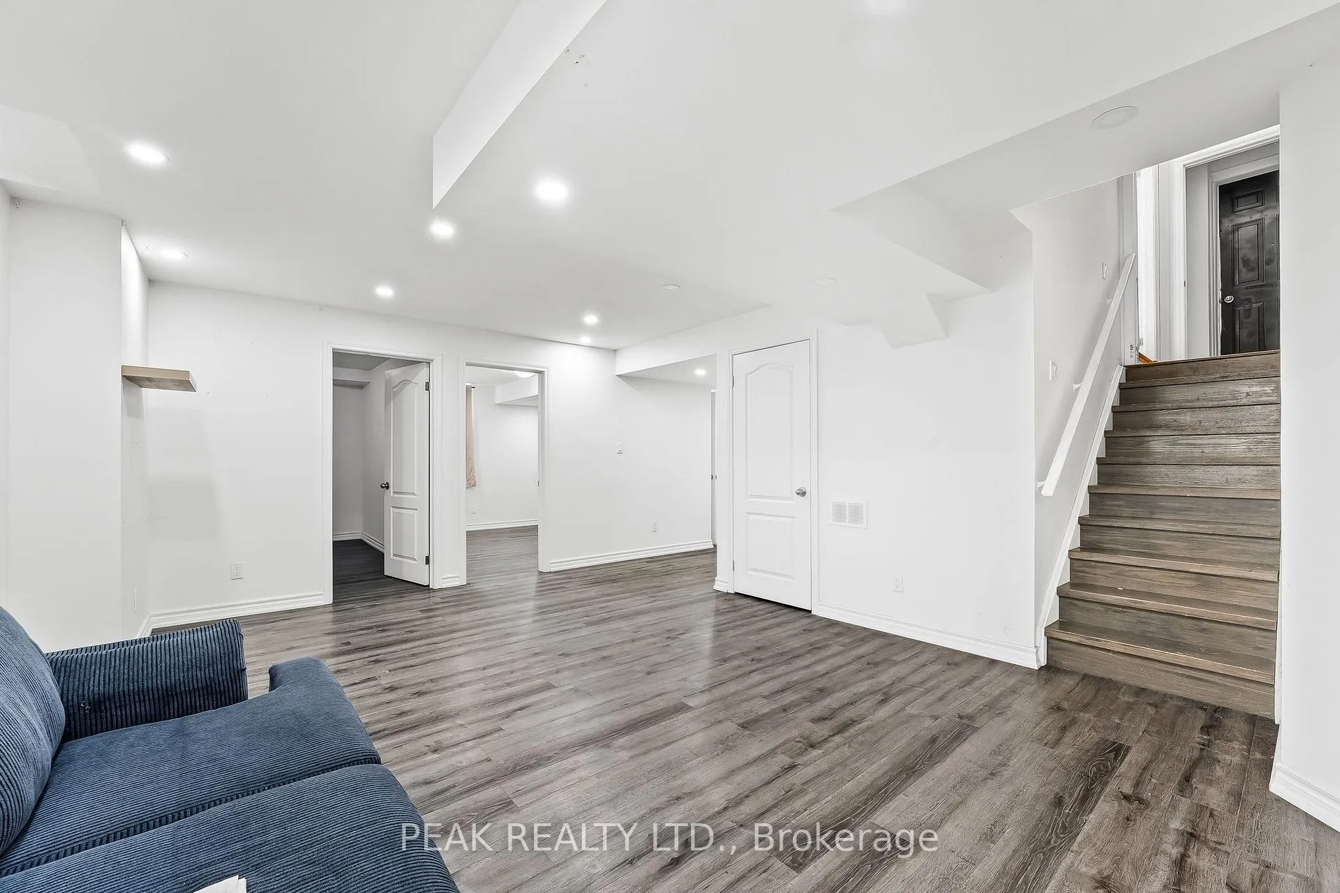 Photo 25 of 2425 Dress Circle Crescent, Oshawa, Windfields — HOMEH