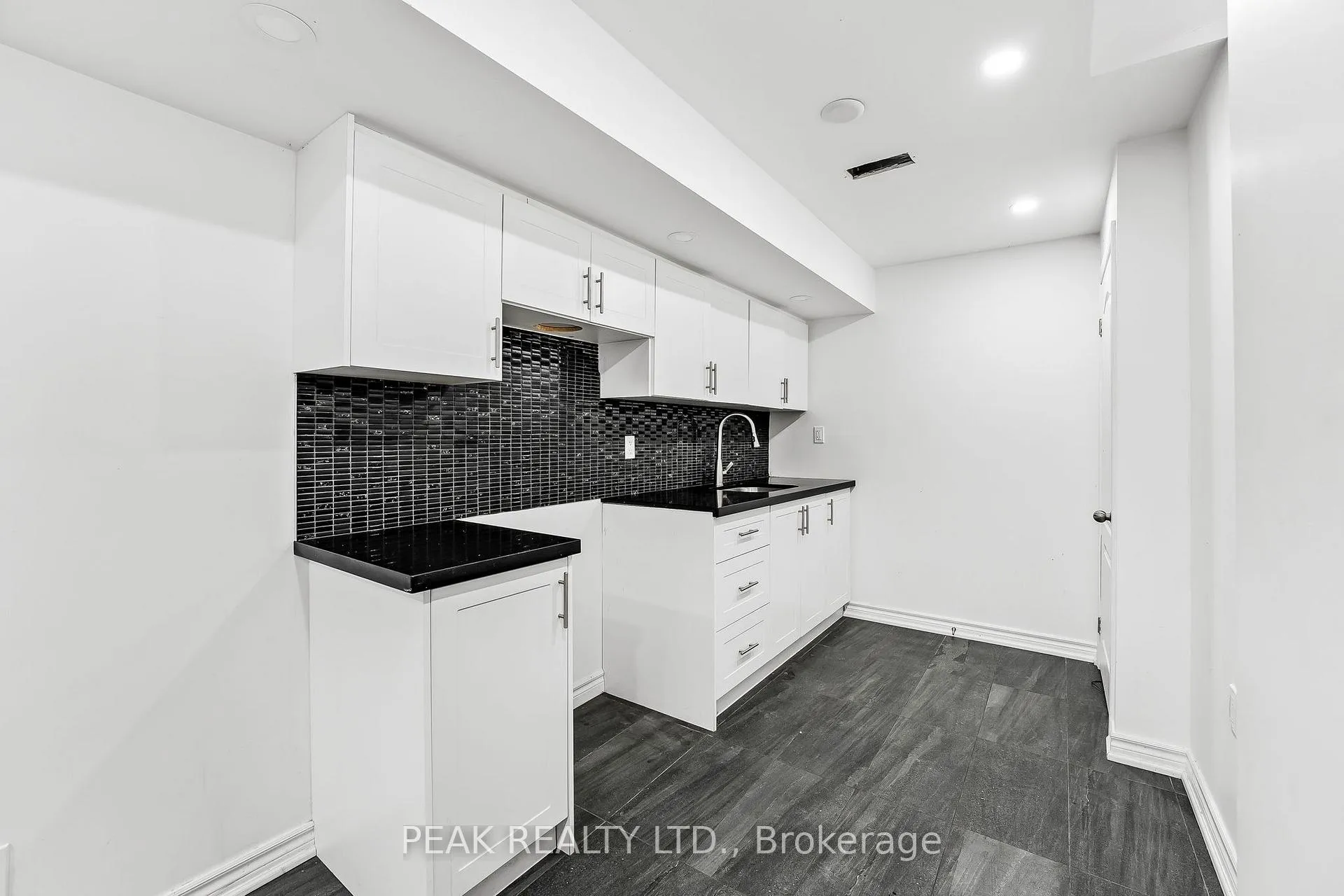 Photo 28 of 2425 Dress Circle Crescent, Oshawa, Windfields — HOMEH