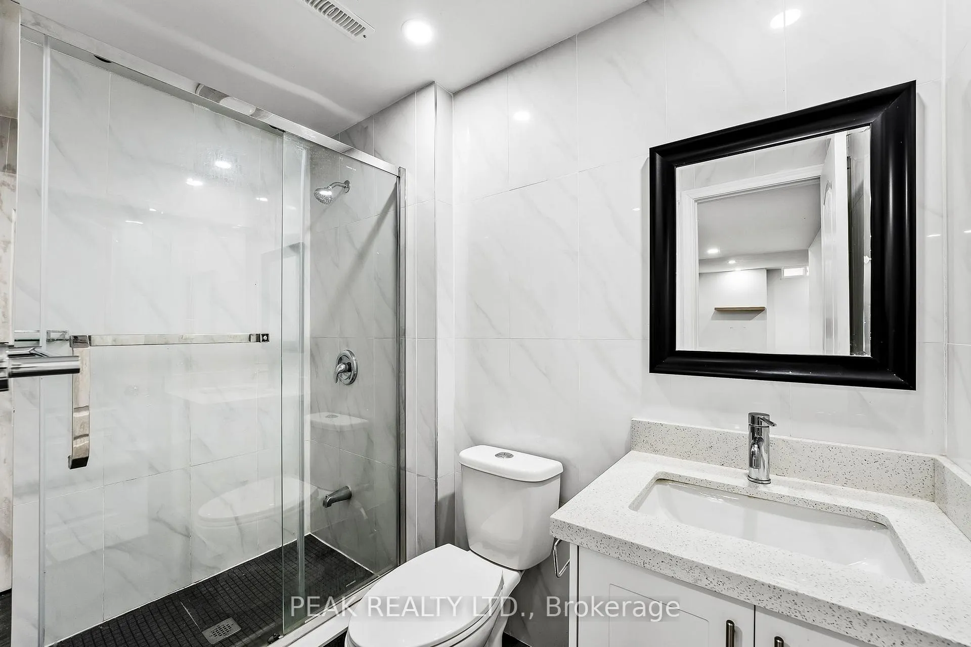 Photo 32 of 2425 Dress Circle Crescent, Oshawa, Windfields — HOMEH