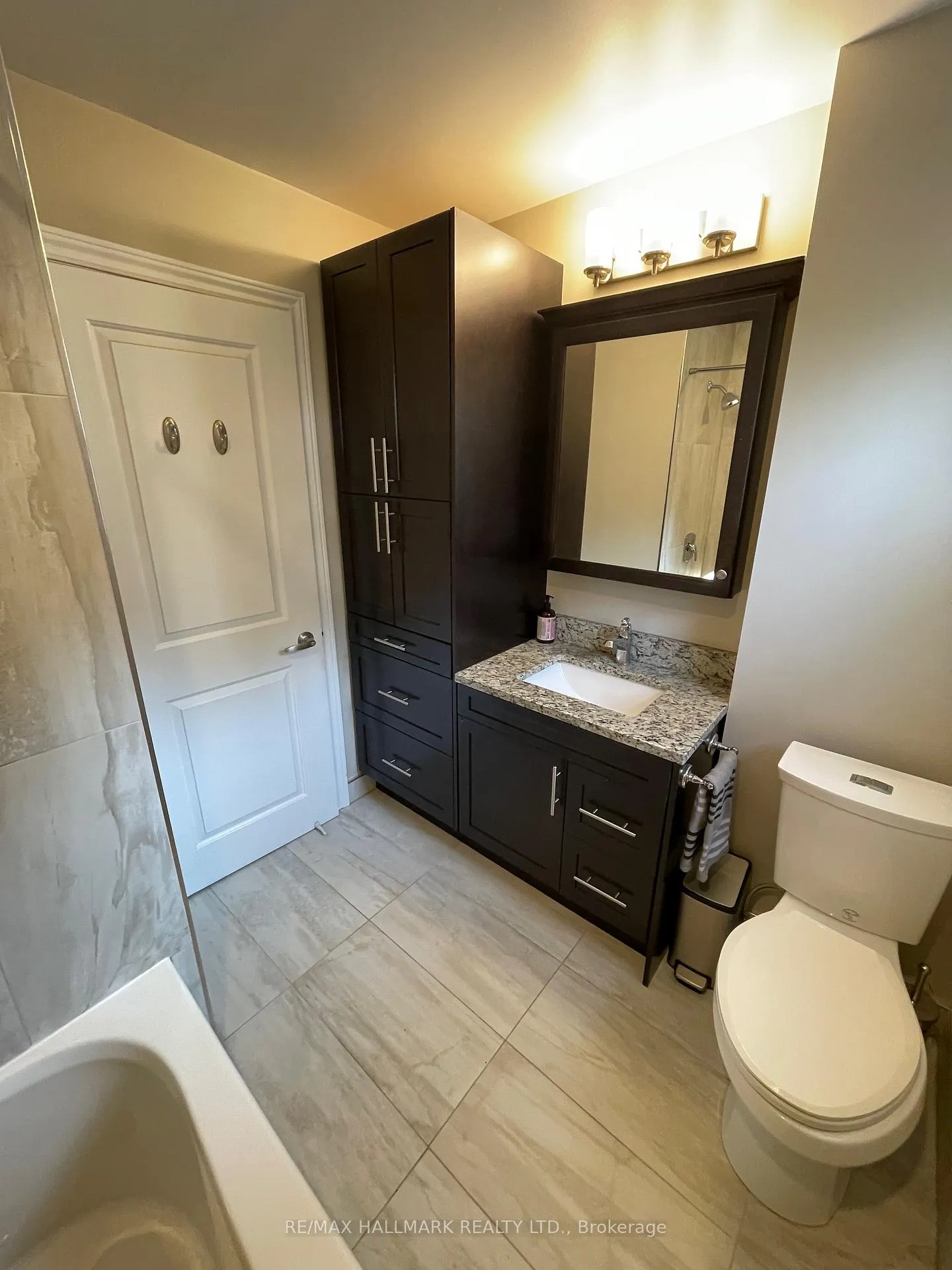 Photo 21 of 11 Denton Avenue, Toronto, Crescent Town — HOMEH