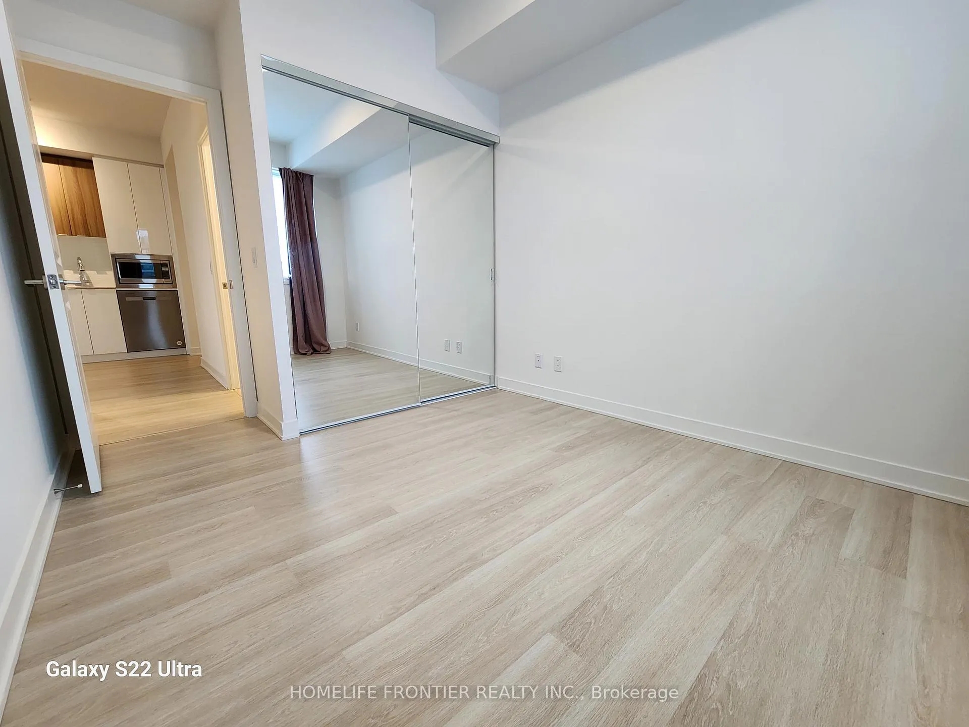 Photo 24 of Unit B802, 50 Upper Mall Way, Vaughan, Brownridge — HOMEH