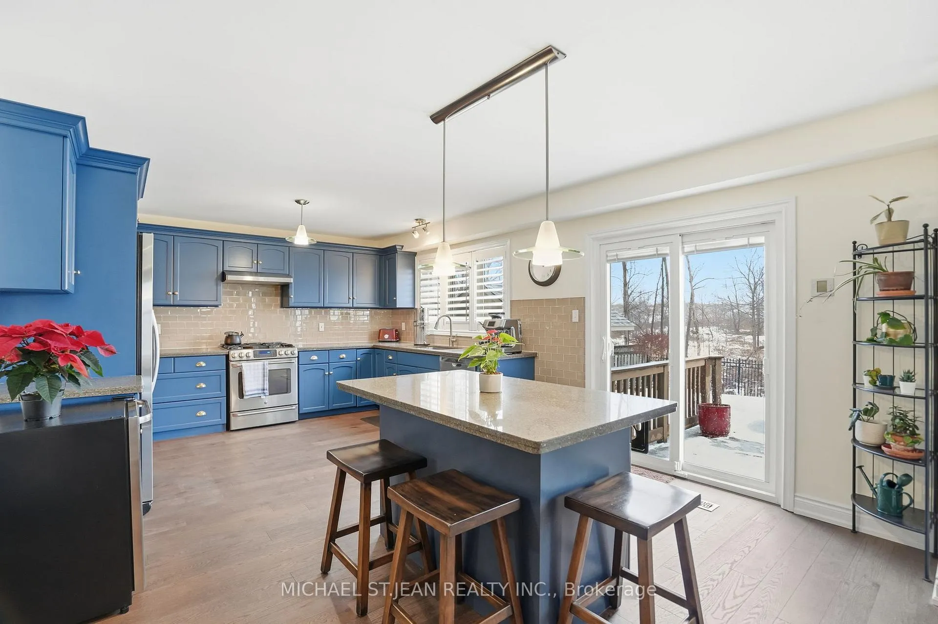 Photo 19 of 75 Etherington Crescent, Hamilton, Binbrook — HOMEH