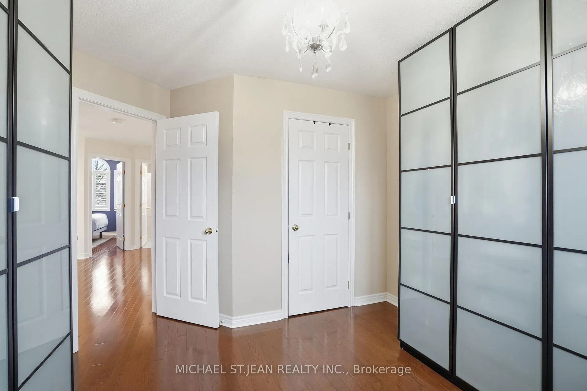 Photo 32 of 75 Etherington Crescent, Hamilton, Binbrook — HOMEH