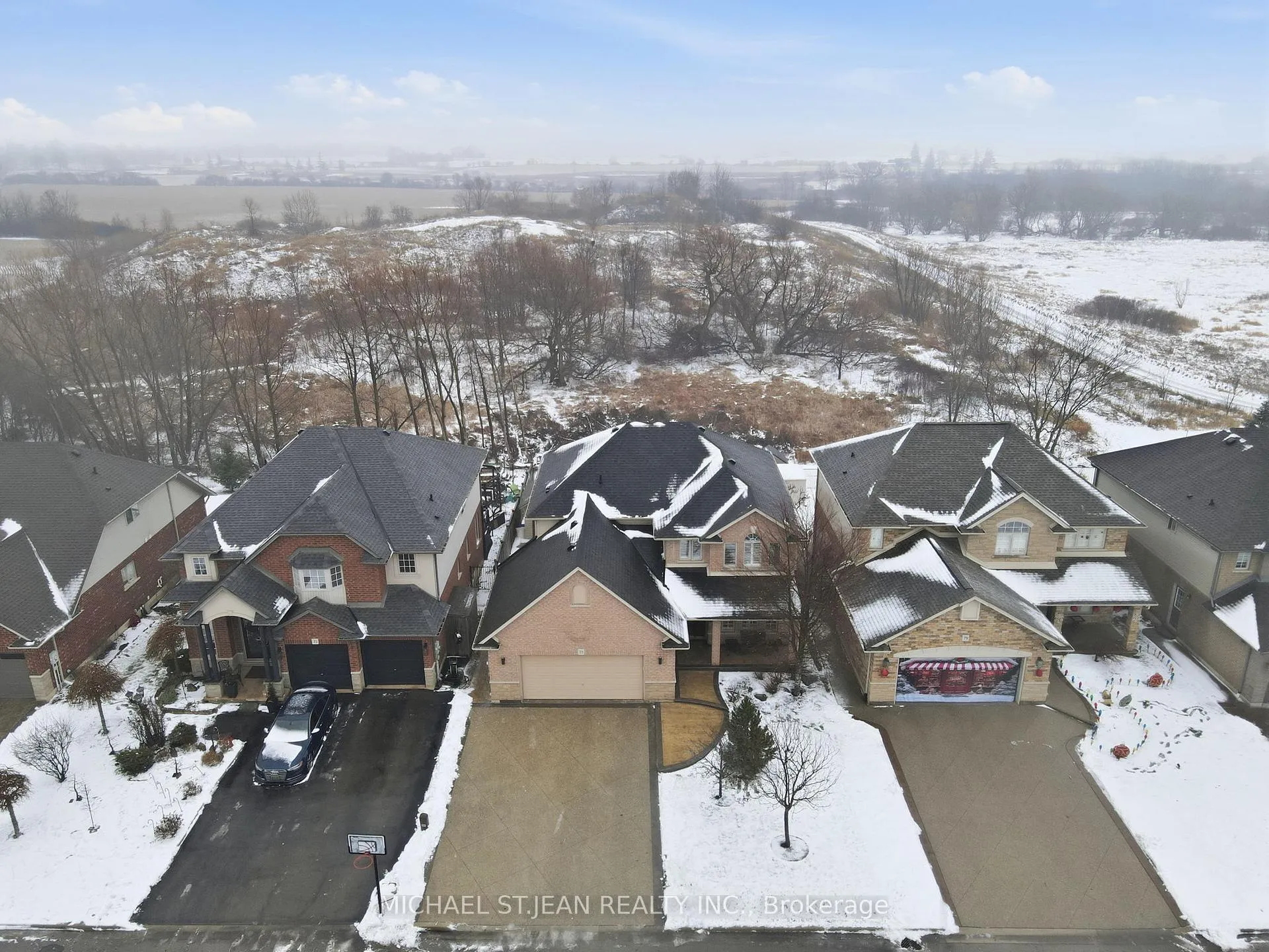 Photo 44 of 75 Etherington Crescent, Hamilton, Binbrook — HOMEH
