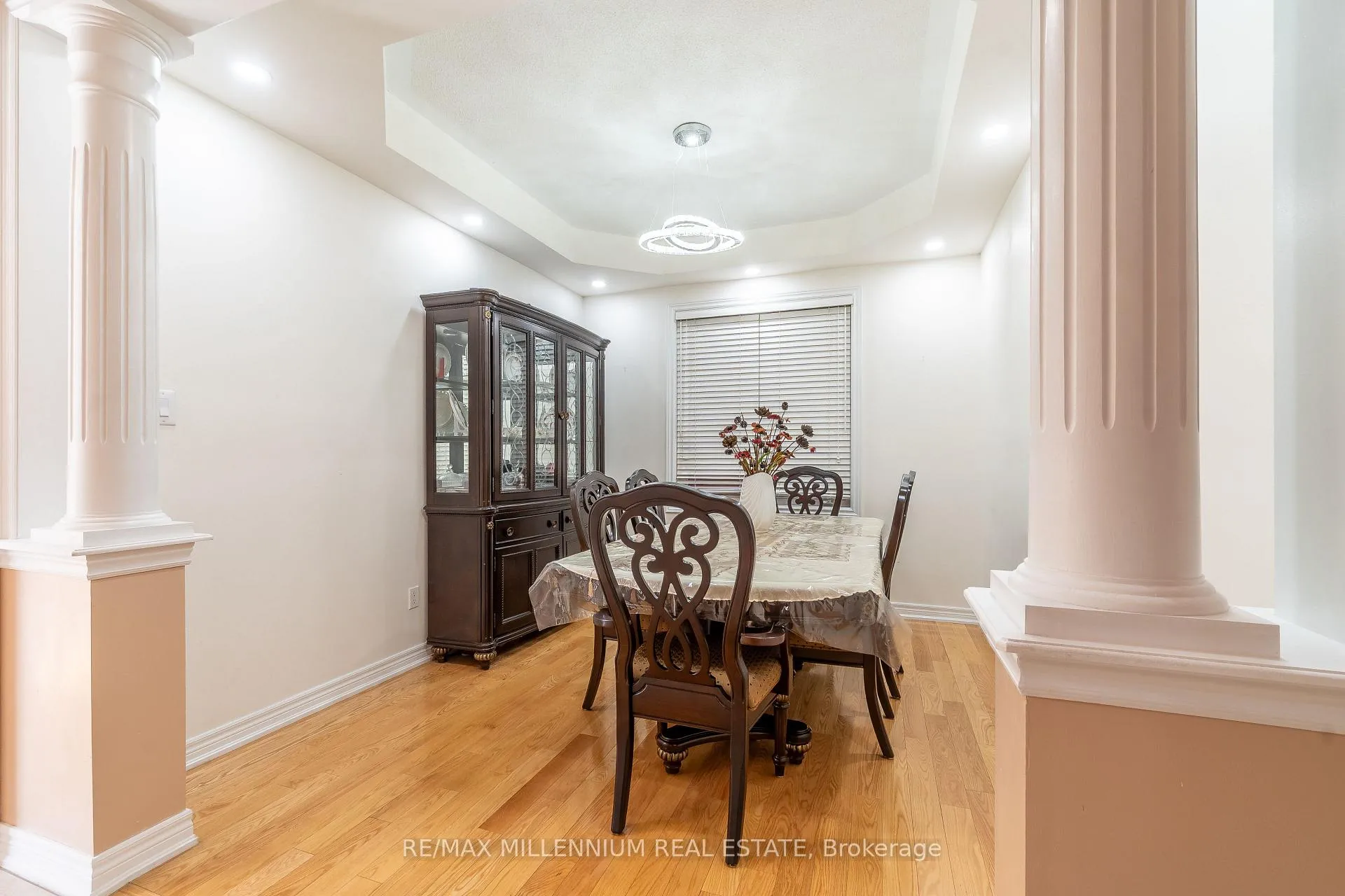 Photo 14 of 27 Silvershadow Terrace, Brampton, Sandringham-Wellington — HOMEH