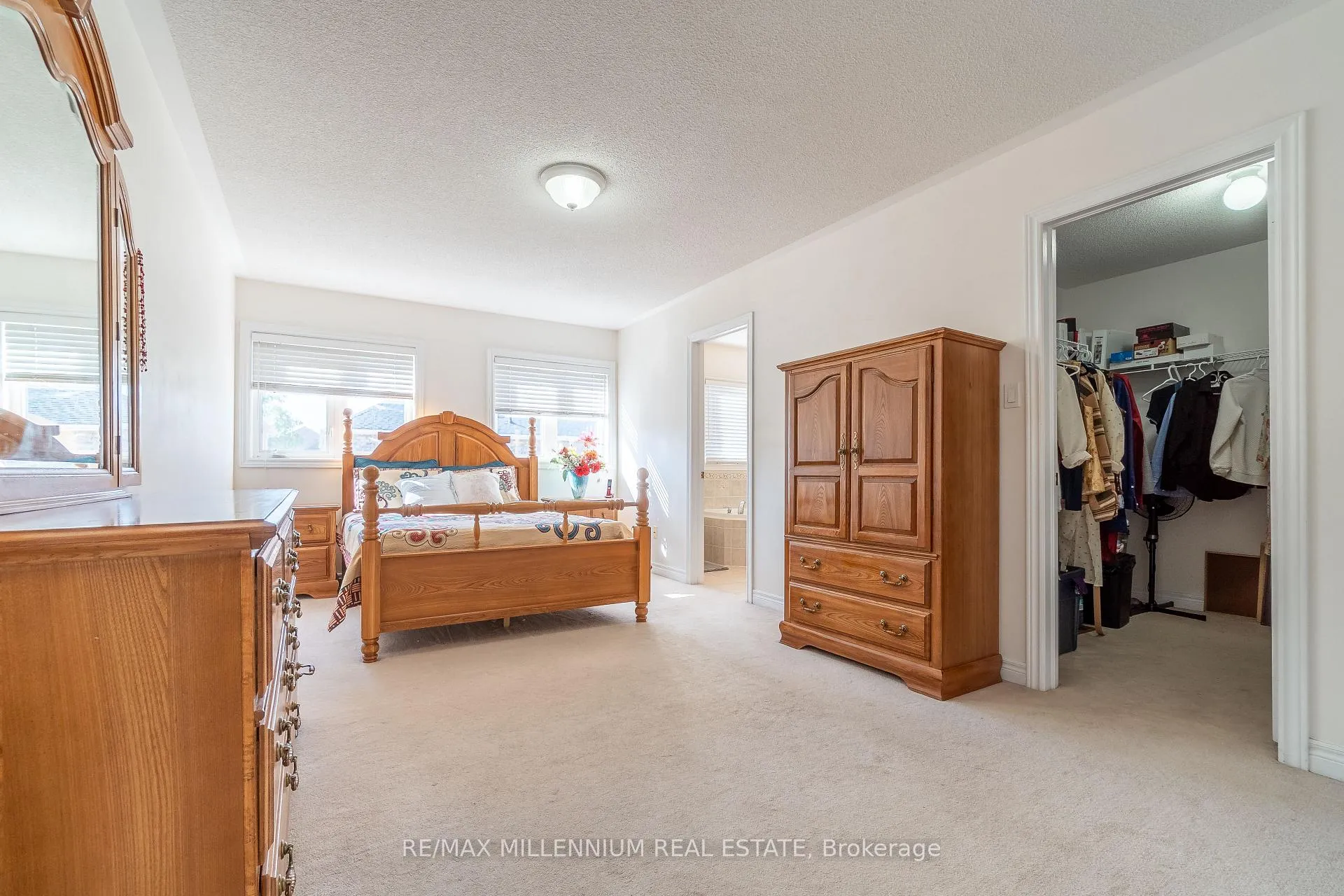 Photo 21 of 27 Silvershadow Terrace, Brampton, Sandringham-Wellington — HOMEH