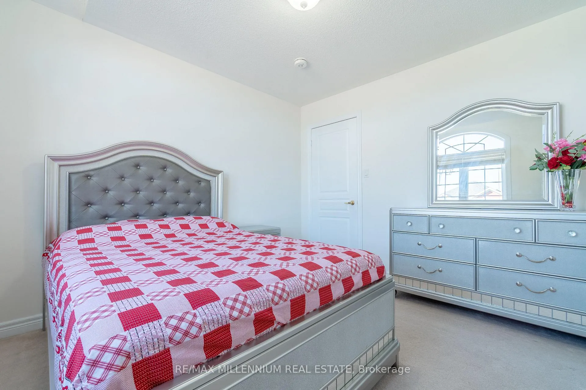 Photo 33 of 27 Silvershadow Terrace, Brampton, Sandringham-Wellington — HOMEH