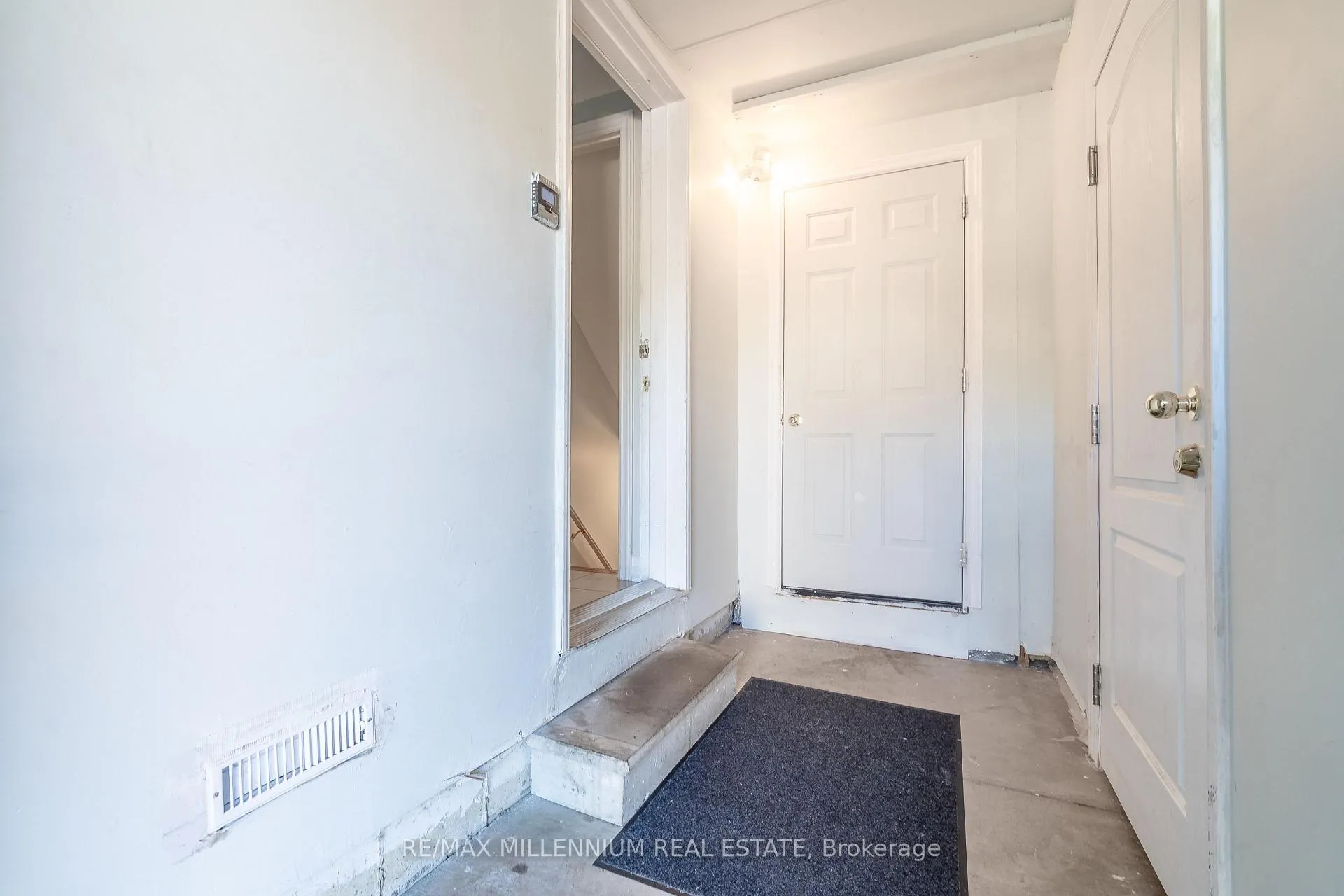 Photo 37 of 27 Silvershadow Terrace, Brampton, Sandringham-Wellington — HOMEH