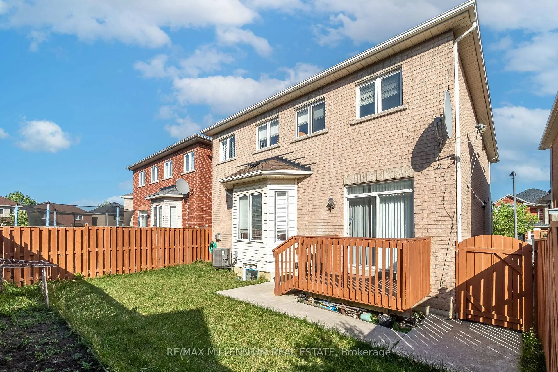 Photo 47 of 27 Silvershadow Terrace, Brampton, Sandringham-Wellington — HOMEH
