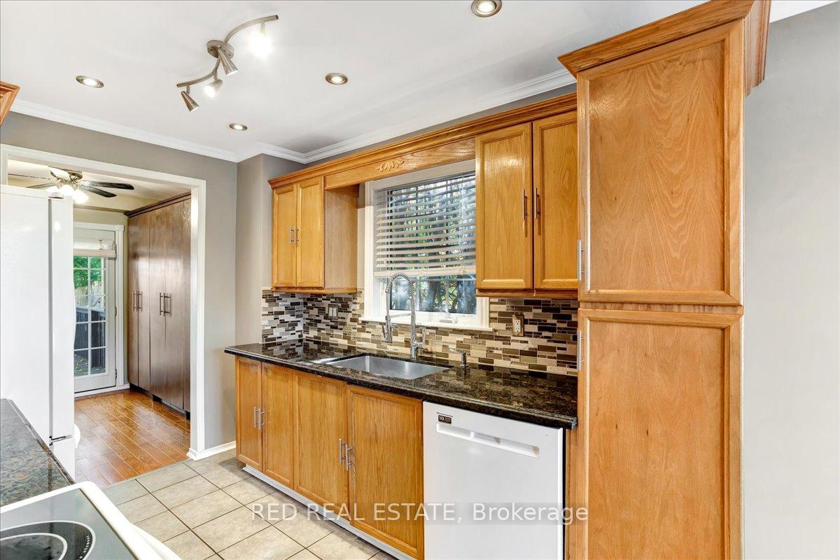 Photo 7 of 56 Knicely Road, Barrie, Painswick North — HOMEH