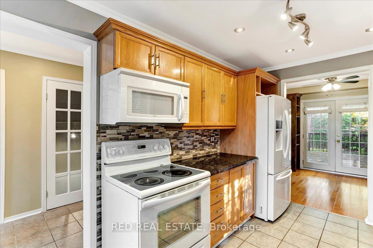 Photo 8 of 56 Knicely Road, Barrie, Painswick North — HOMEH