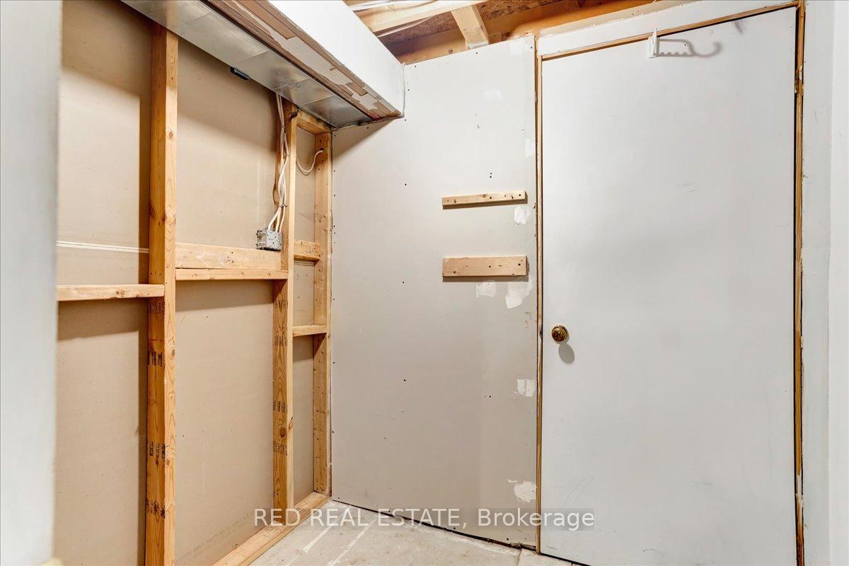 Photo 34 of 56 Knicely Road, Barrie, Painswick North — HOMEH