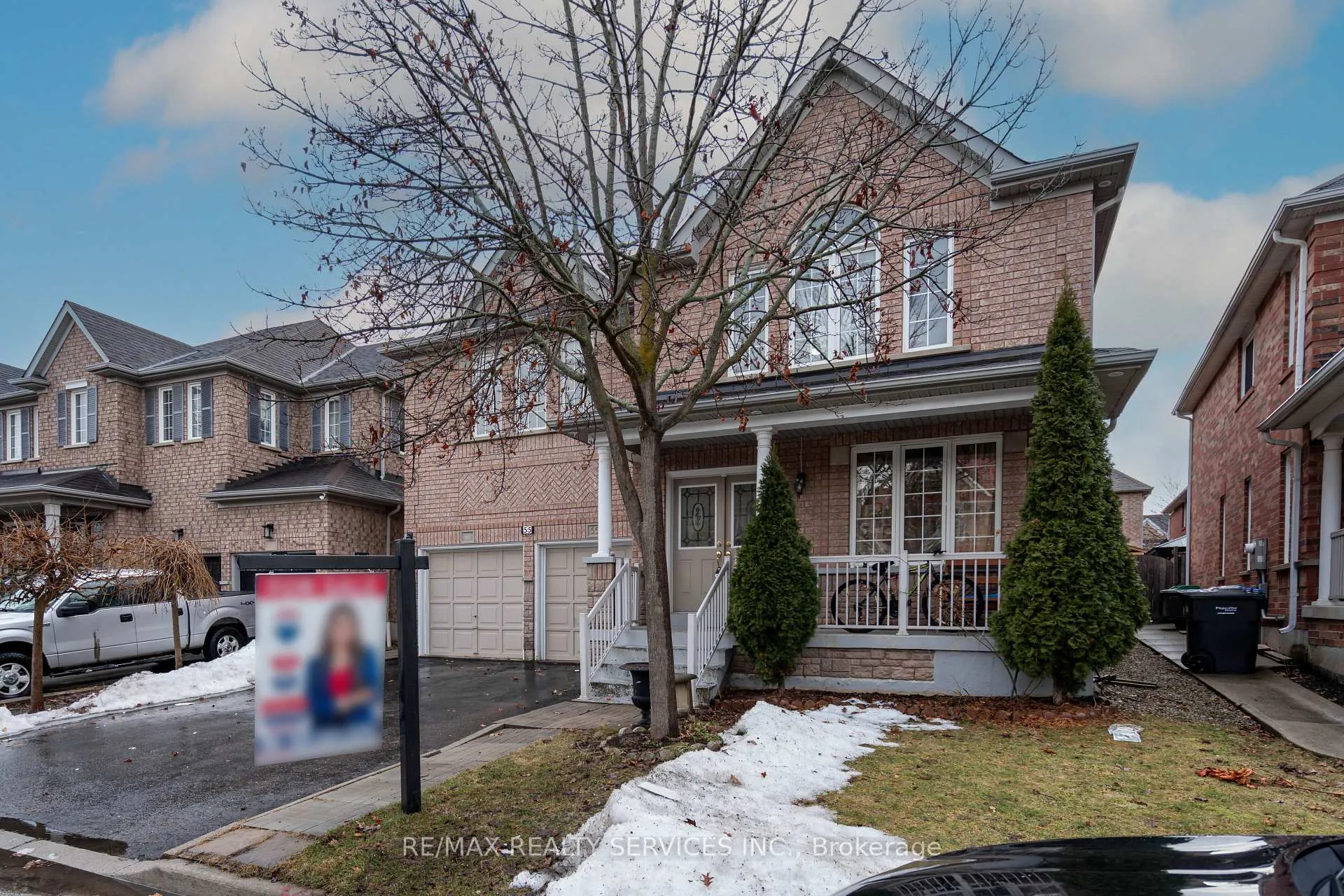 Photo 2 of 55 Hiberton Crescent, Brampton, Fletcher's Meadow — HOMEH
