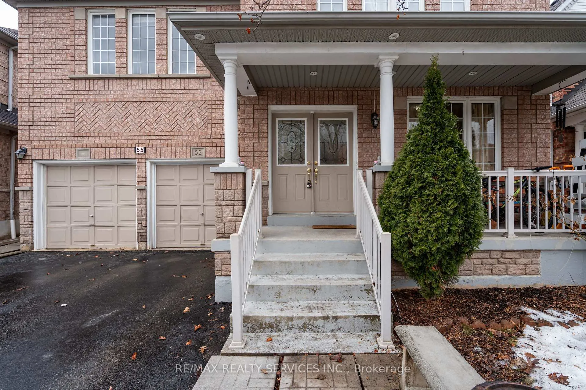 Photo 5 of 55 Hiberton Crescent, Brampton, Fletcher's Meadow — HOMEH
