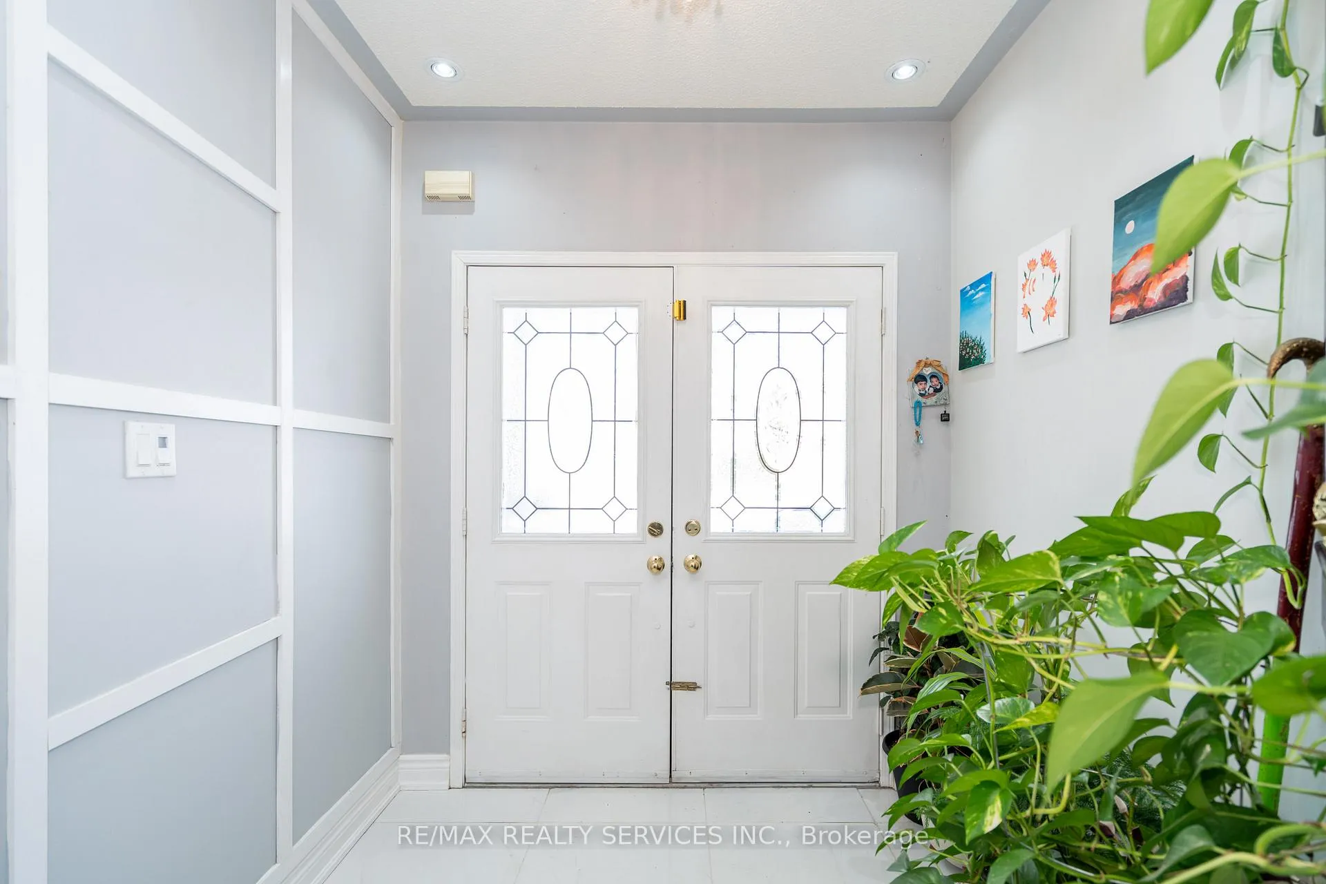 Photo 6 of 55 Hiberton Crescent, Brampton, Fletcher's Meadow — HOMEH
