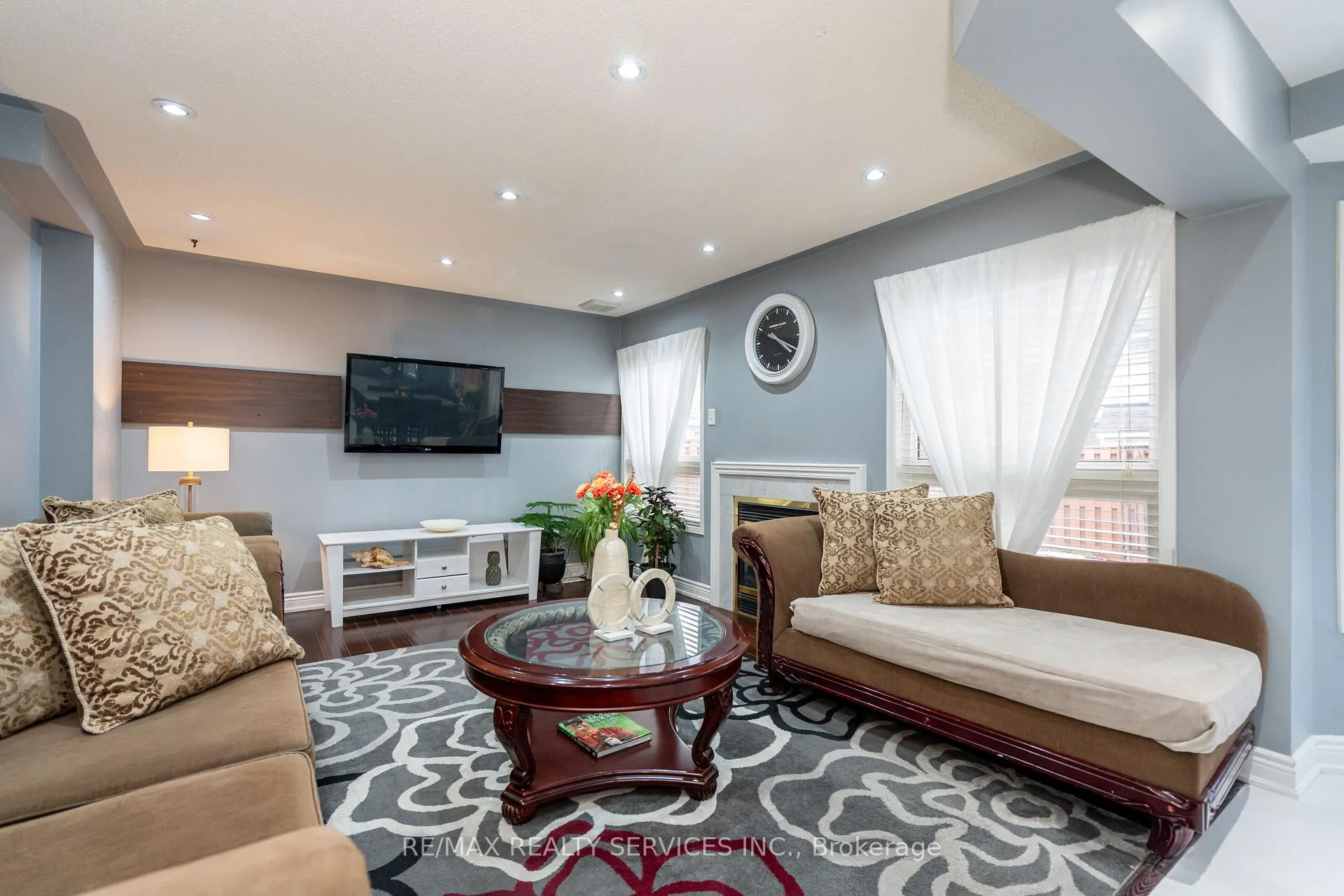 Photo 17 of 55 Hiberton Crescent, Brampton, Fletcher's Meadow — HOMEH
