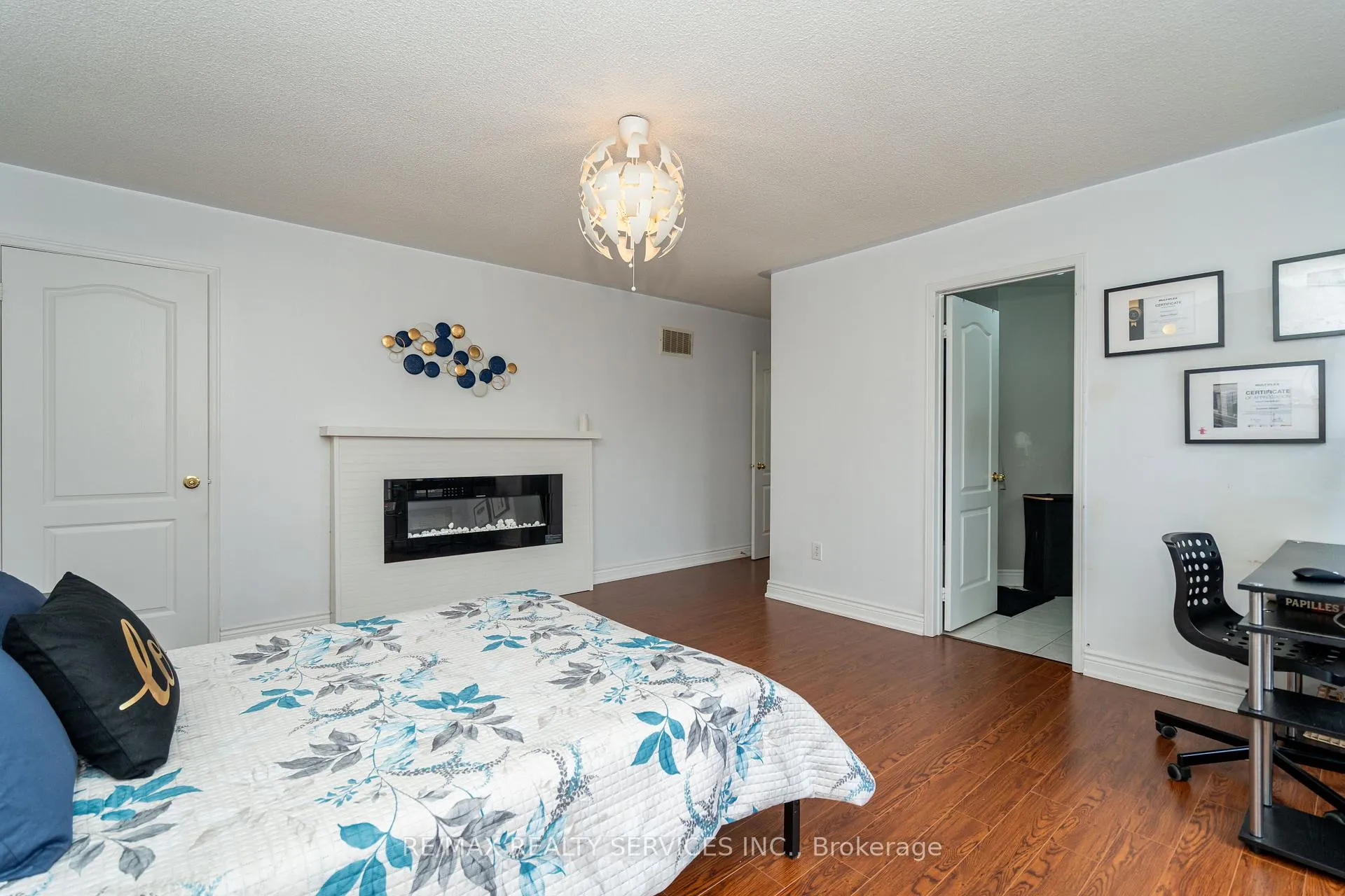 Photo 23 of 55 Hiberton Crescent, Brampton, Fletcher's Meadow — HOMEH