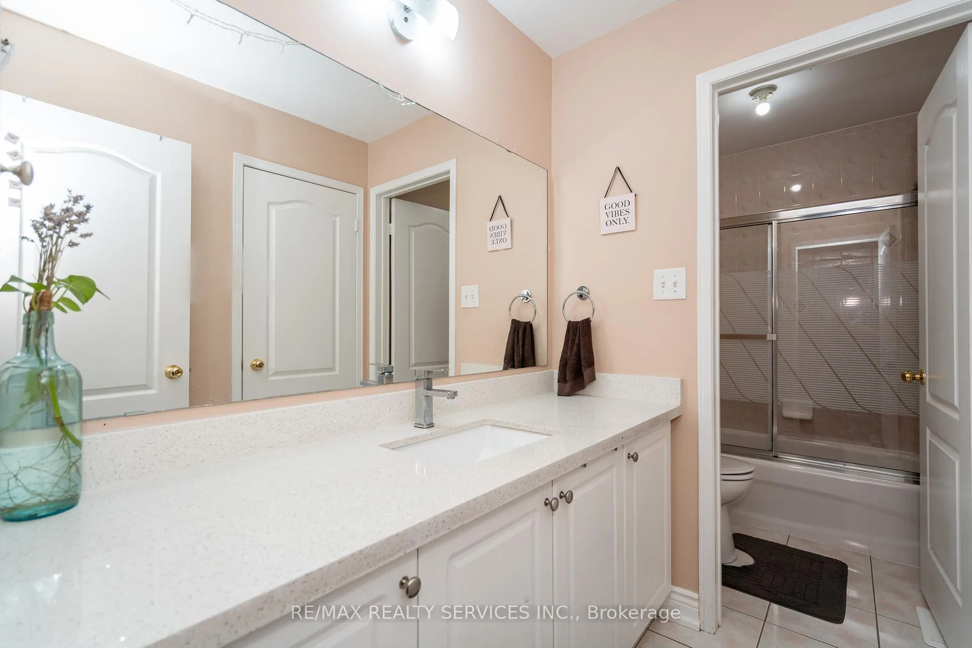 Photo 29 of 55 Hiberton Crescent, Brampton, Fletcher's Meadow — HOMEH