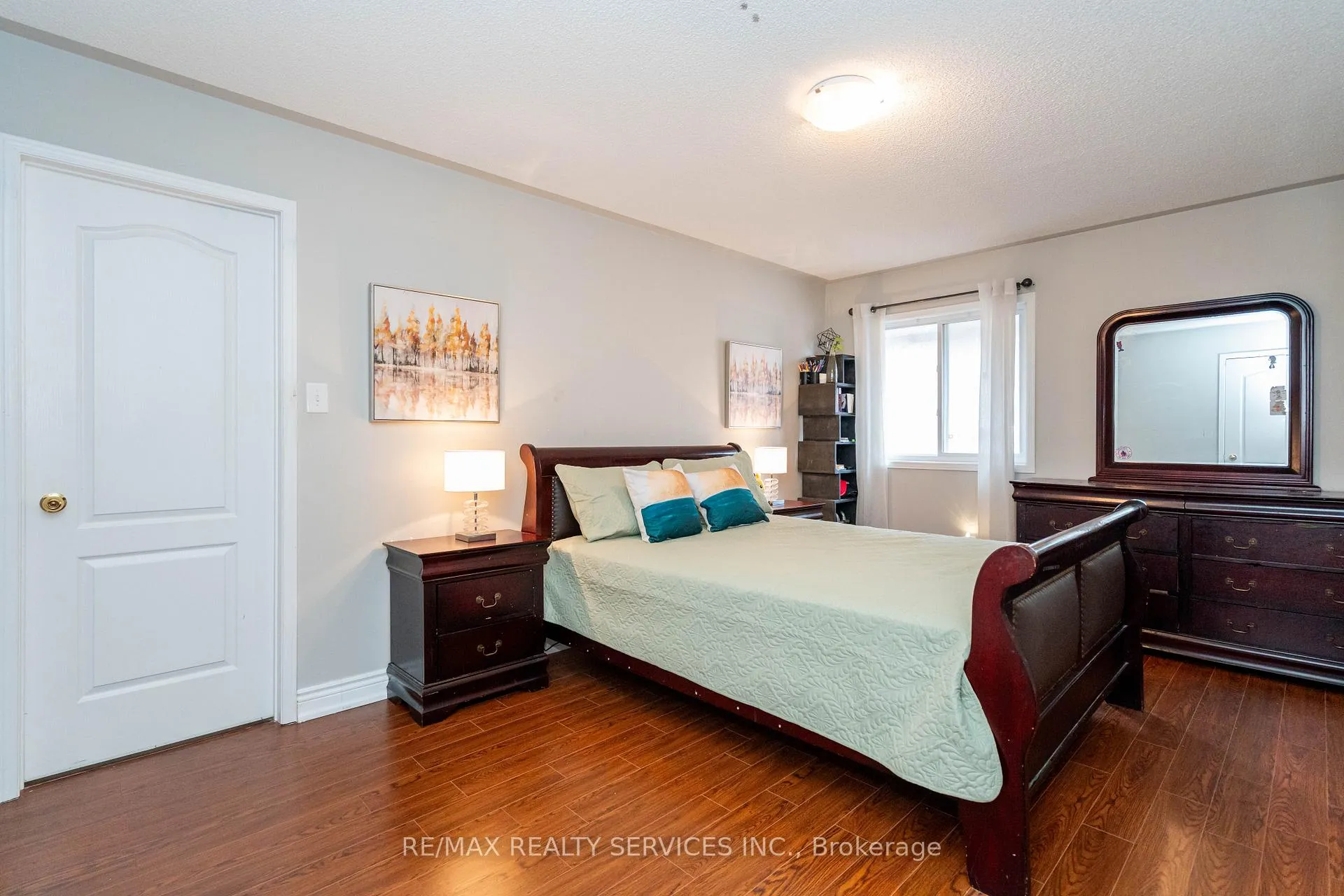 Photo 30 of 55 Hiberton Crescent, Brampton, Fletcher's Meadow — HOMEH