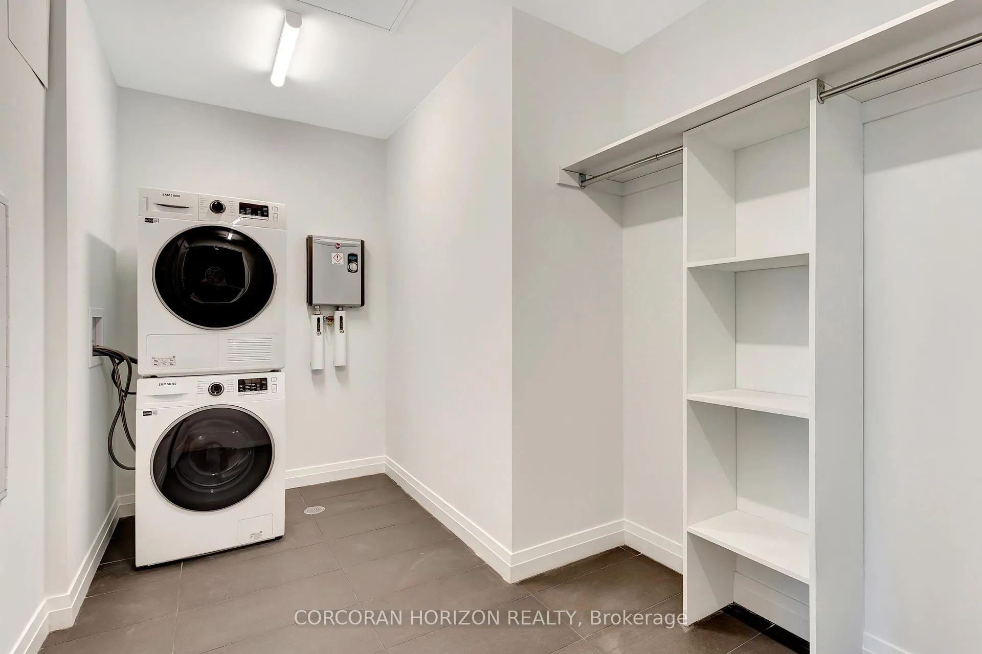 Photo 4 of Unit 706, 525 New Dundee Road, Kitchener — HOMEH