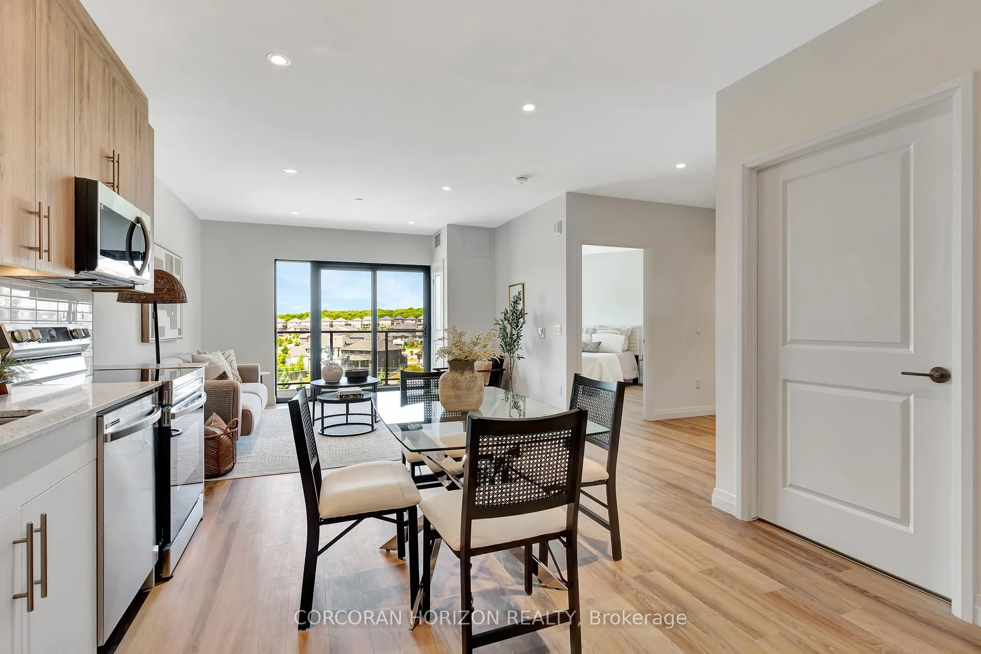 Photo 8 of Unit 706, 525 New Dundee Road, Kitchener — HOMEH