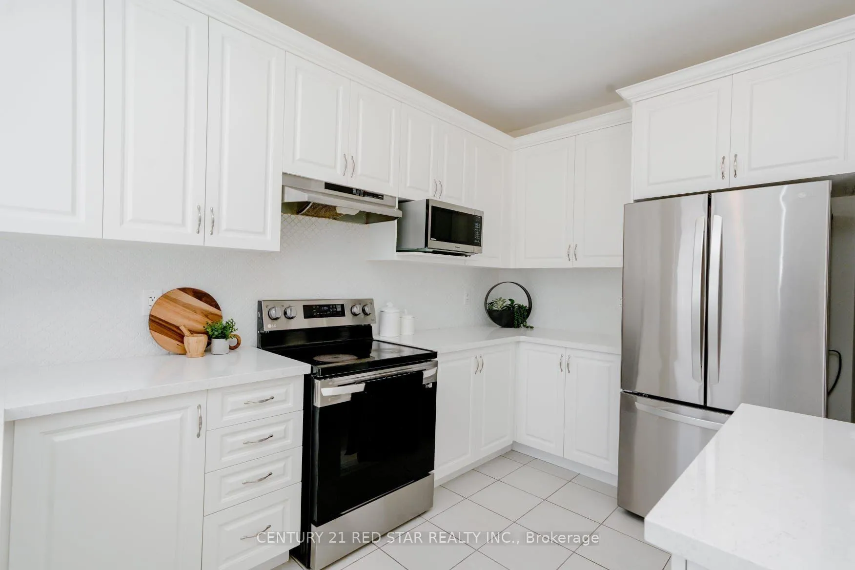 Photo 16 of 15 Matterhorn Road, Brampton, Northwest Brampton — HOMEH