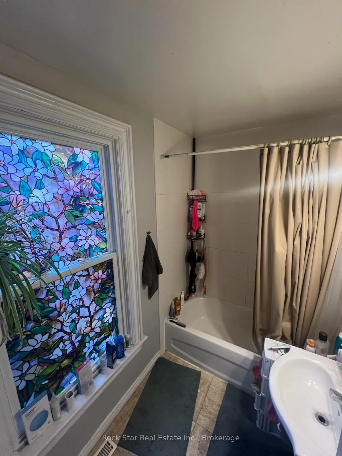 Photo 17 of 115 Cannon Street E, Hamilton, Beasley — HOMEH
