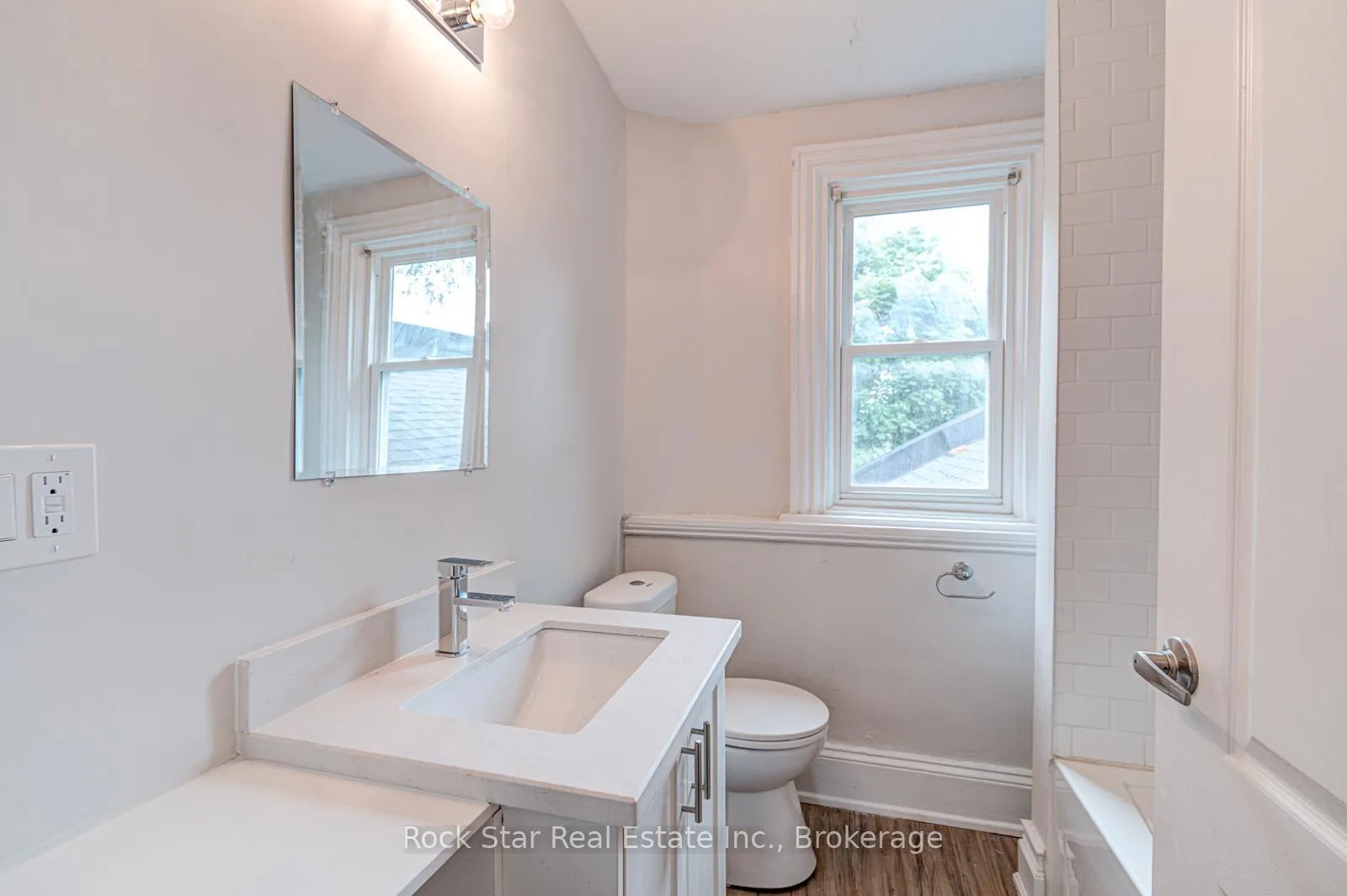 Photo 26 of 115 Cannon Street E, Hamilton, Beasley — HOMEH