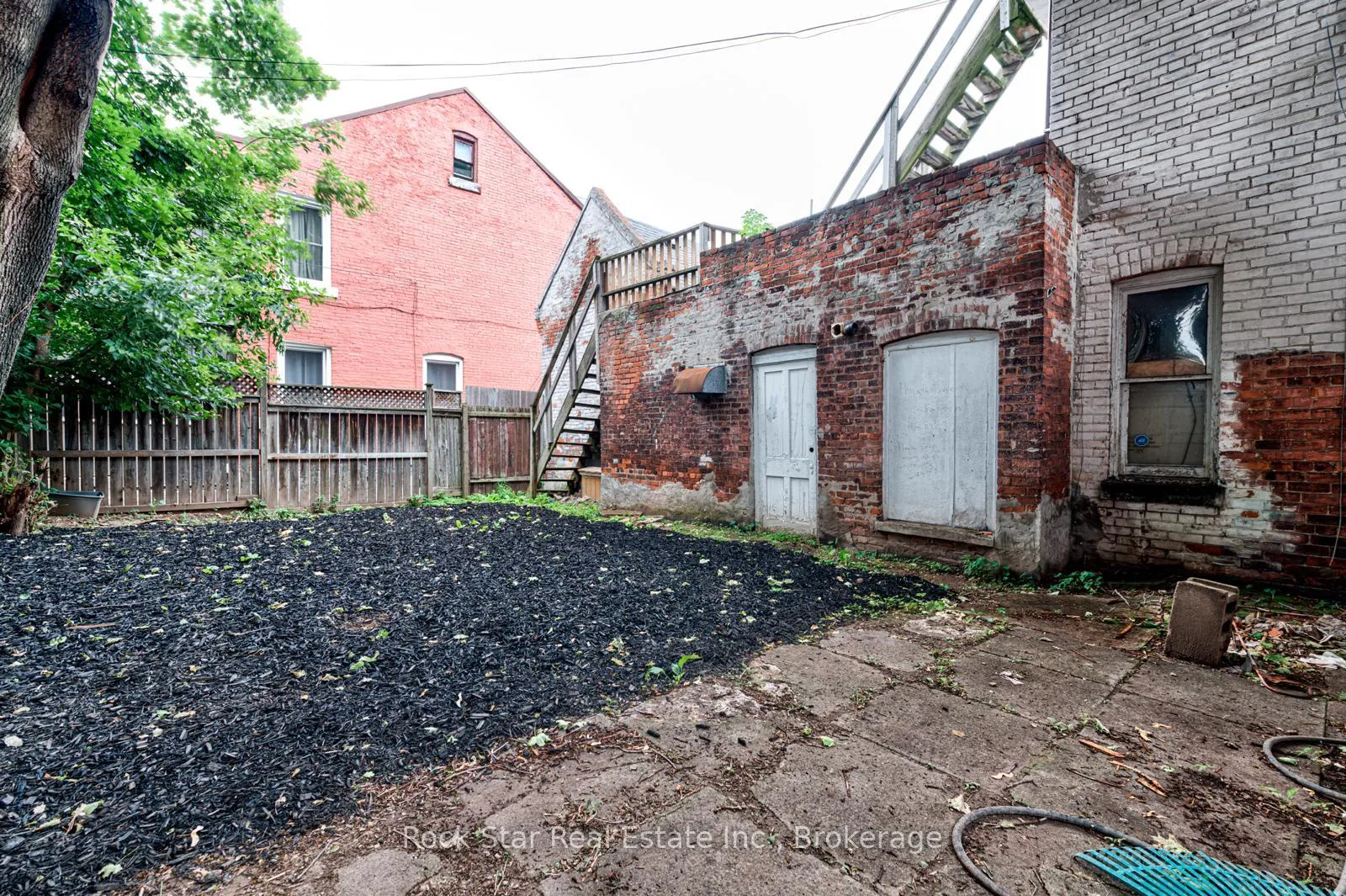 Photo 29 of 115 Cannon Street E, Hamilton, Beasley — HOMEH