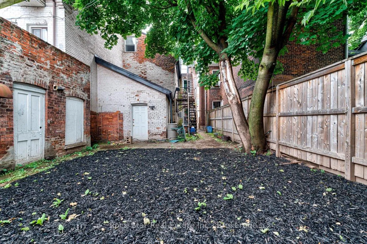 Photo 30 of 115 Cannon Street E, Hamilton, Beasley — HOMEH