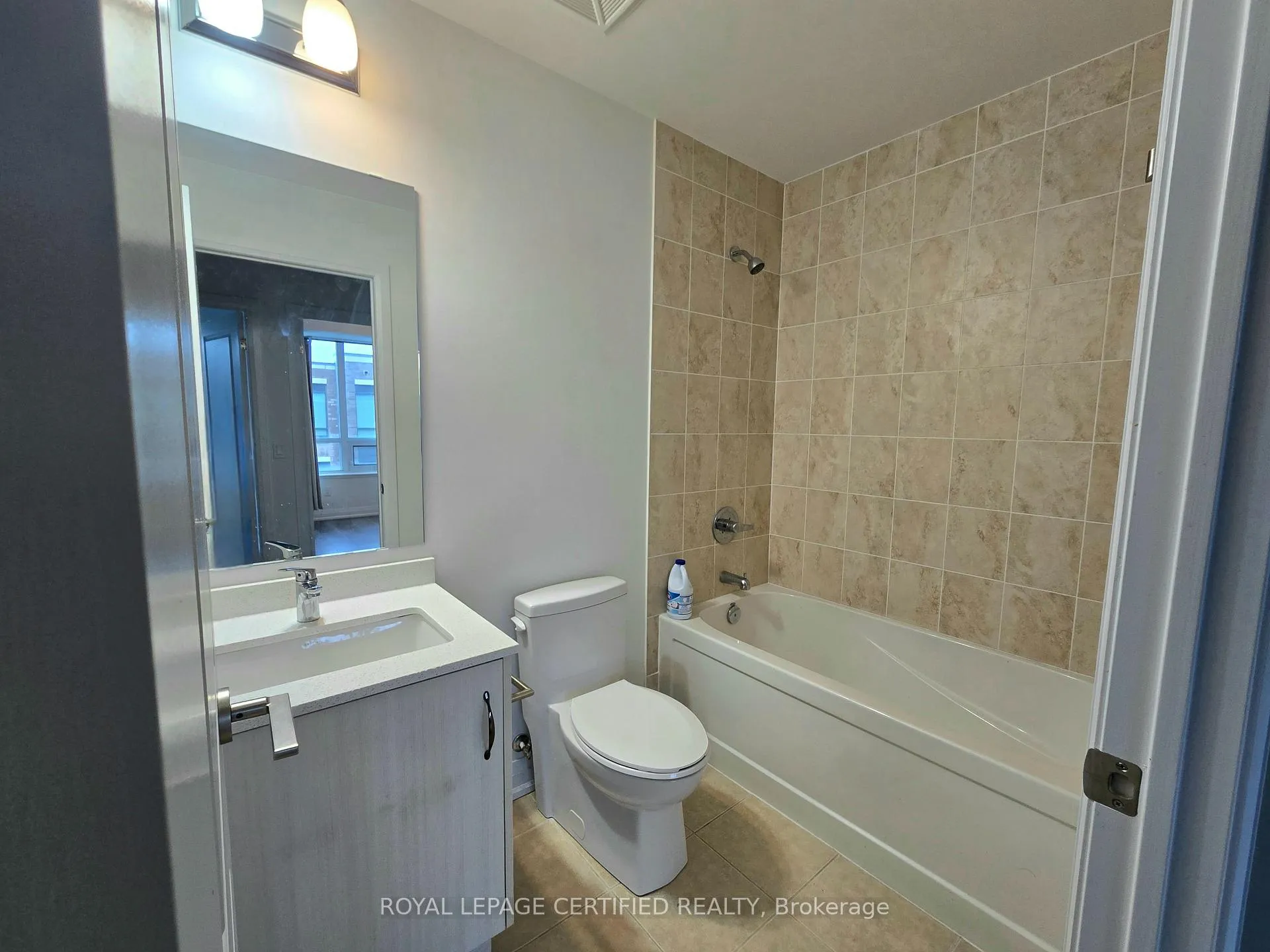 Photo 16 of Unit 331, 85 Attmar Drive, Brampton, Bram East — HOMEH