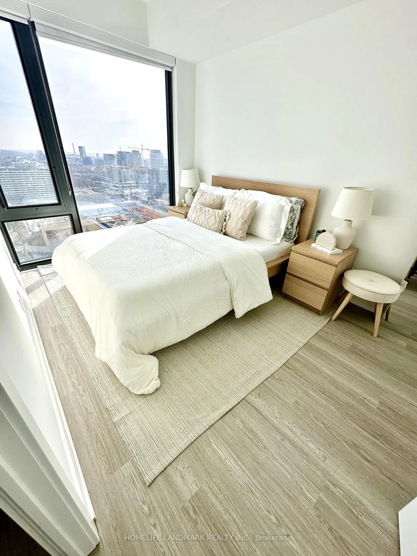 Photo 8 of Unit 2306, 47 Mutual Street, Toronto, Church-Yonge Corridor — HOMEH
