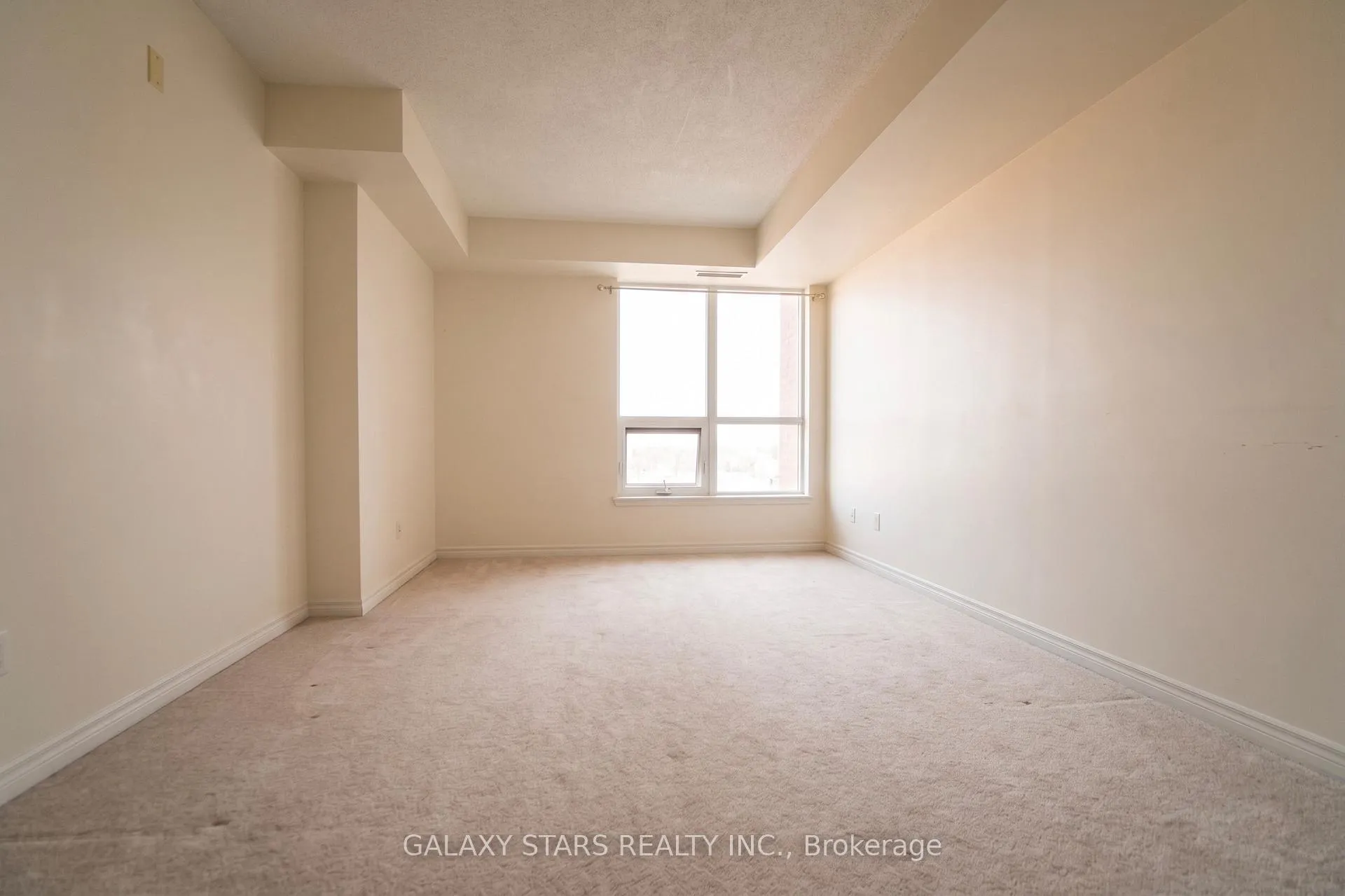 Photo 5 of Unit 902, 120 Grant Carman Drive, Ottawa, Borden Farm/Stewart Farm/Carleton Heights/Parkwood Hills — HOMEH