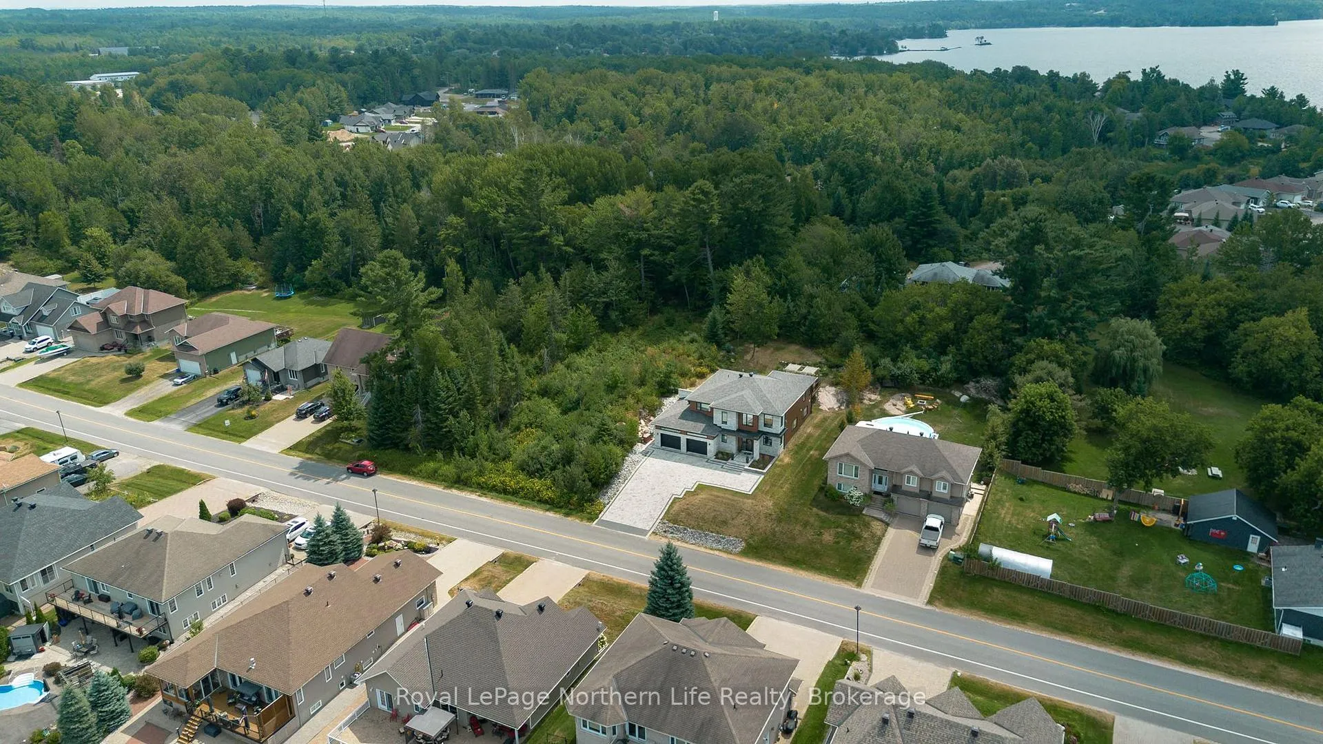 Photo 4 of 58 Osprey Crescent, Callander — HOMEH