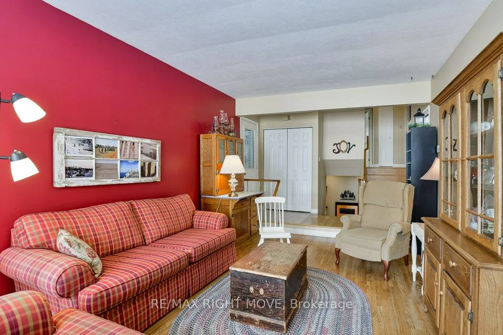 Photo 6 of 429 Highland Avenue, Orillia — HOMEH