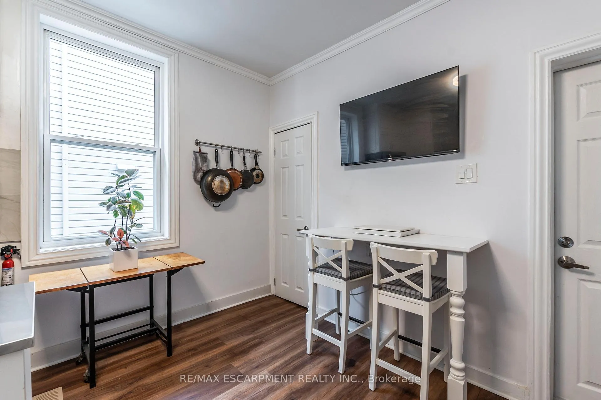 Photo 7 of 346 Hughson Street N, Hamilton, North End — HOMEH