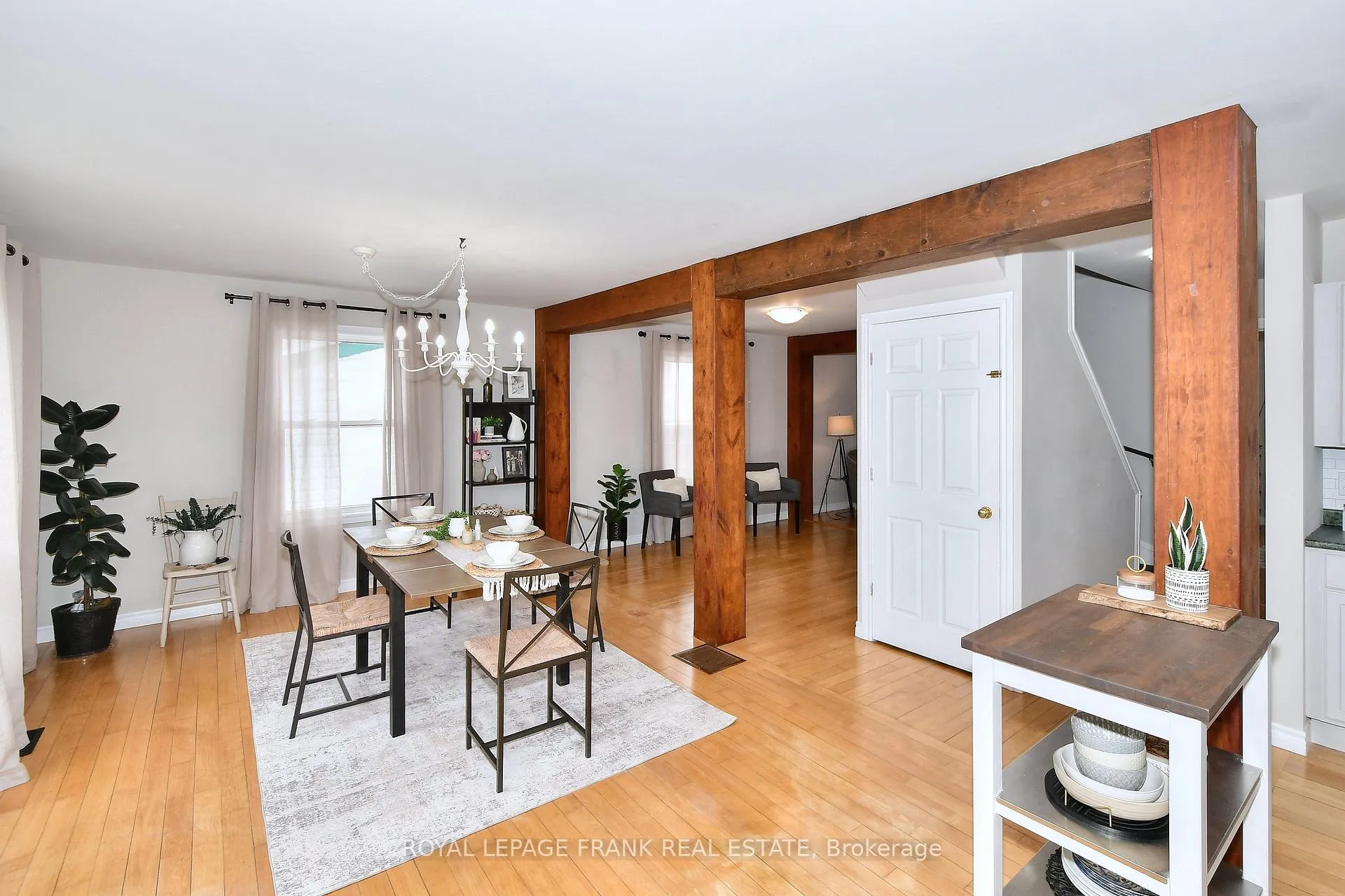 Photo 4 of 475 Brioux Avenue, Peterborough, Otonabee Ward 1 — HOMEH