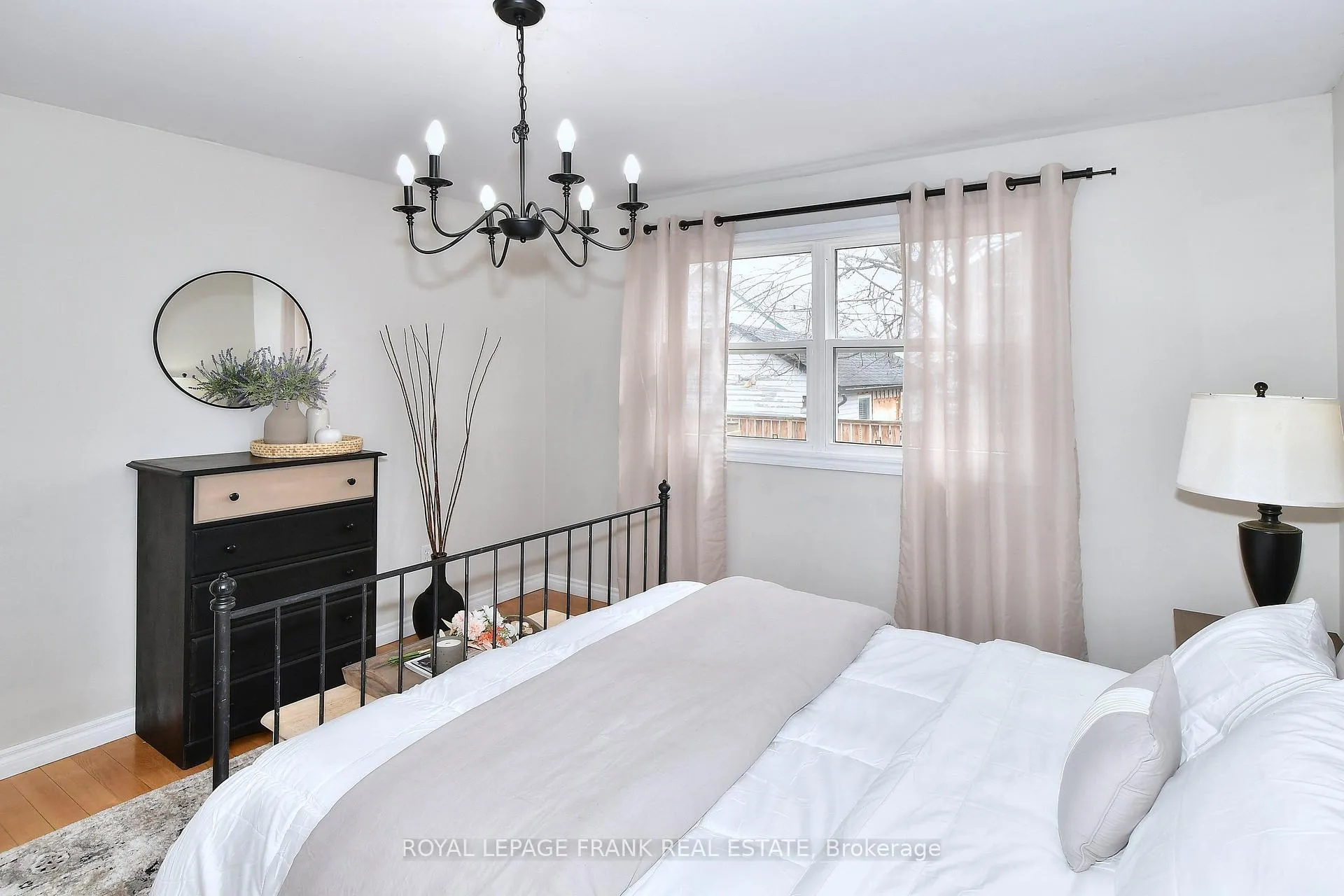 Photo 23 of 475 Brioux Avenue, Peterborough, Otonabee Ward 1 — HOMEH