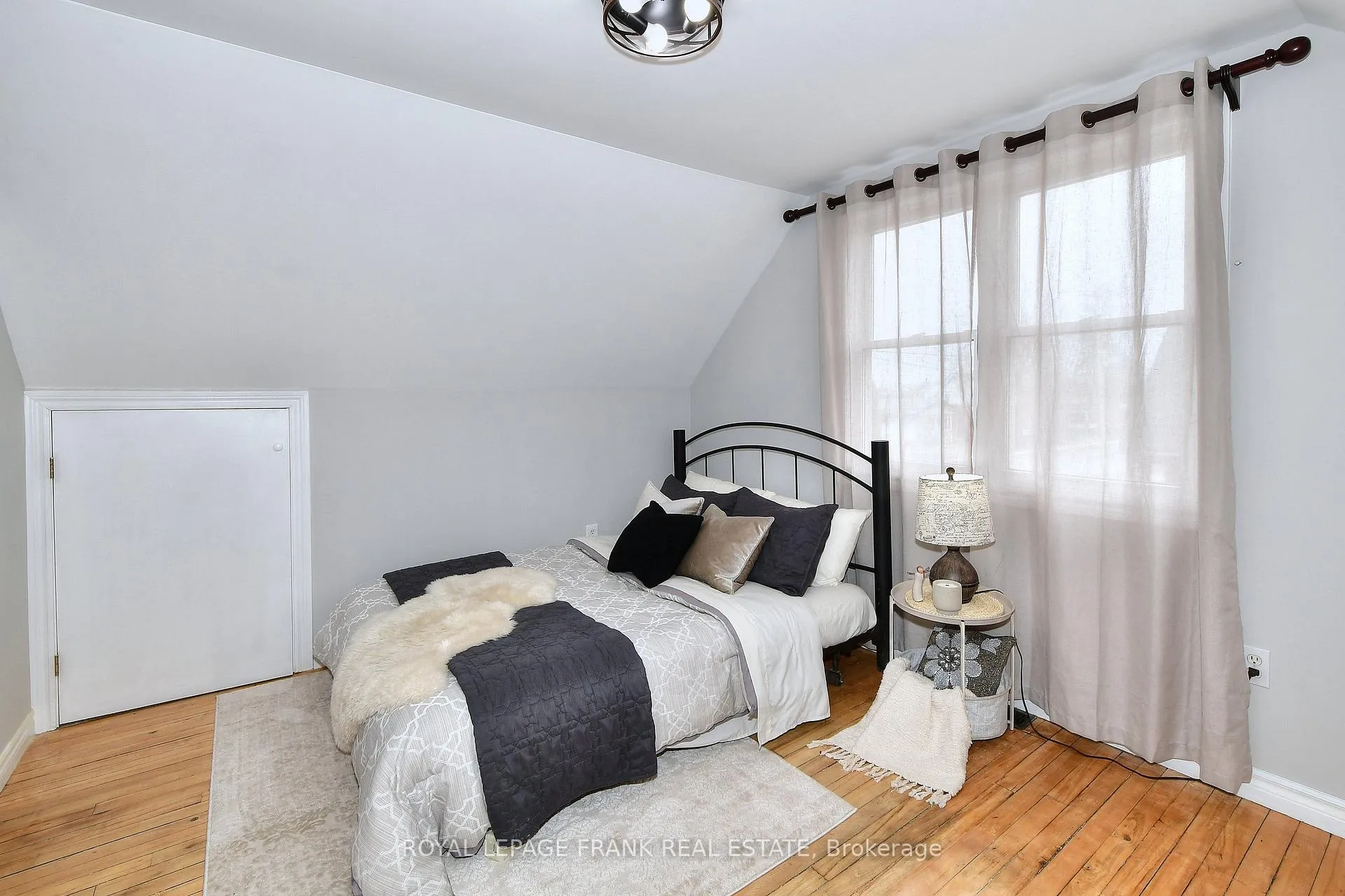Photo 26 of 475 Brioux Avenue, Peterborough, Otonabee Ward 1 — HOMEH