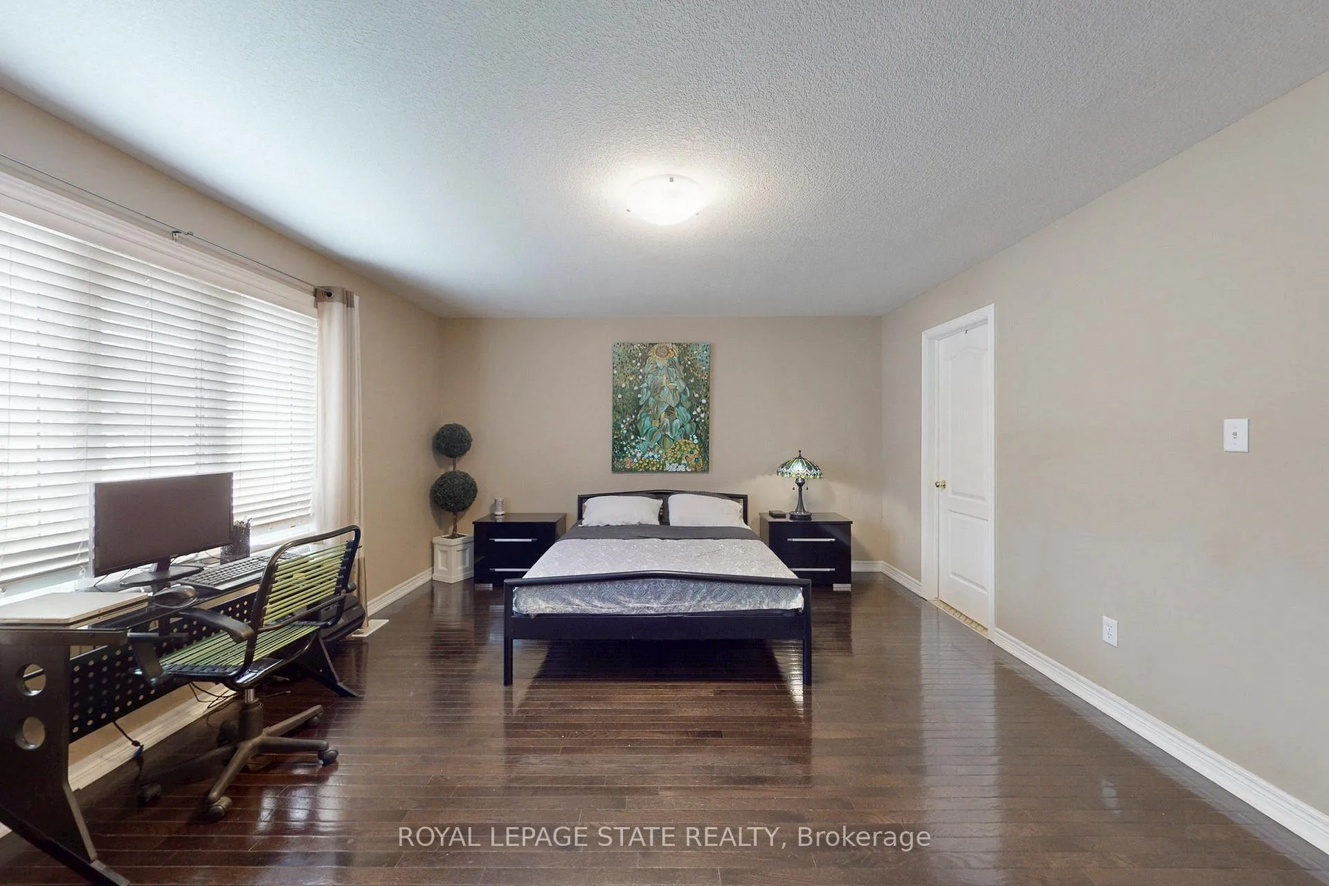 Photo 27 of 34 Forest Valley Crescent, Hamilton, Dundas — HOMEH