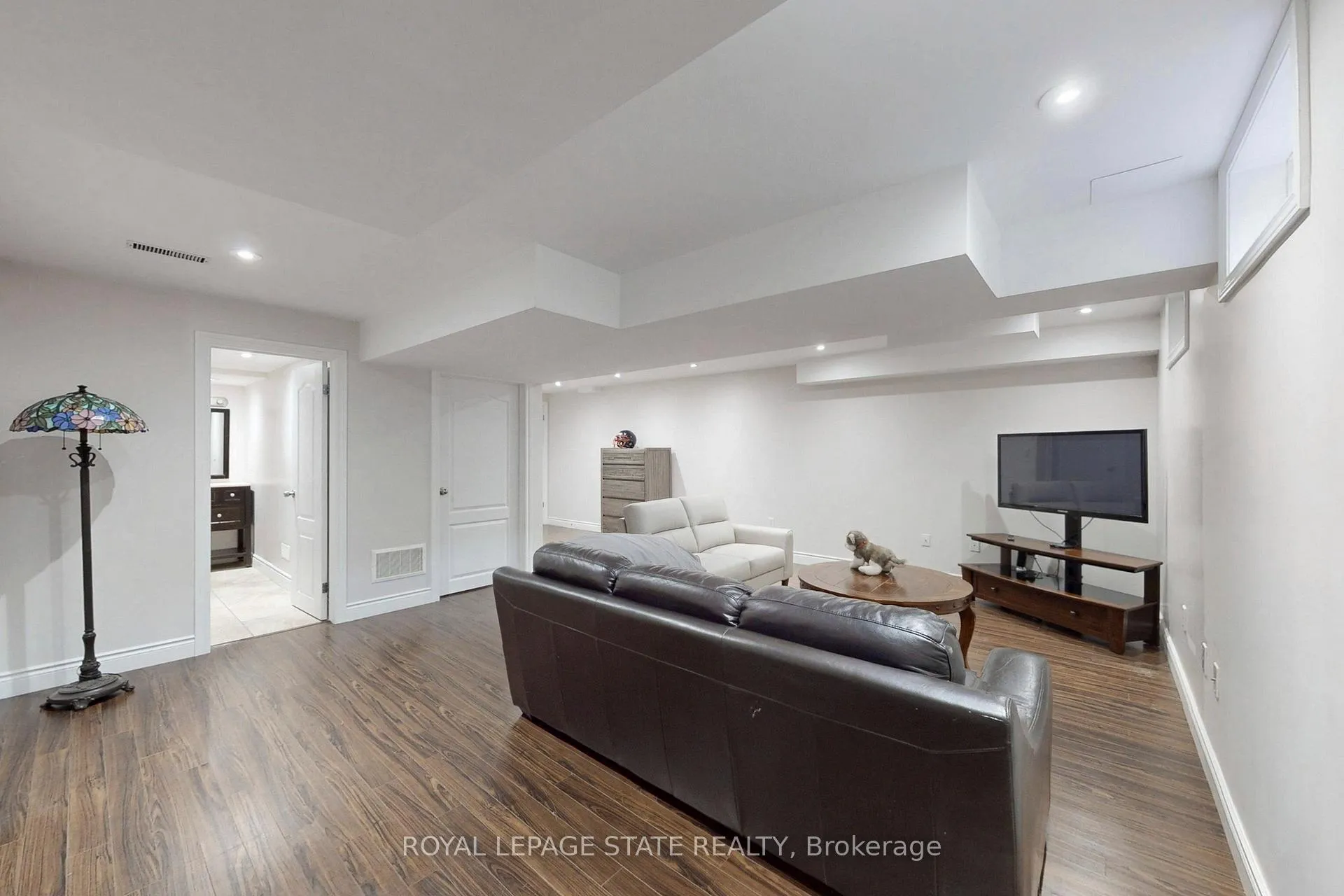 Photo 38 of 34 Forest Valley Crescent, Hamilton, Dundas — HOMEH