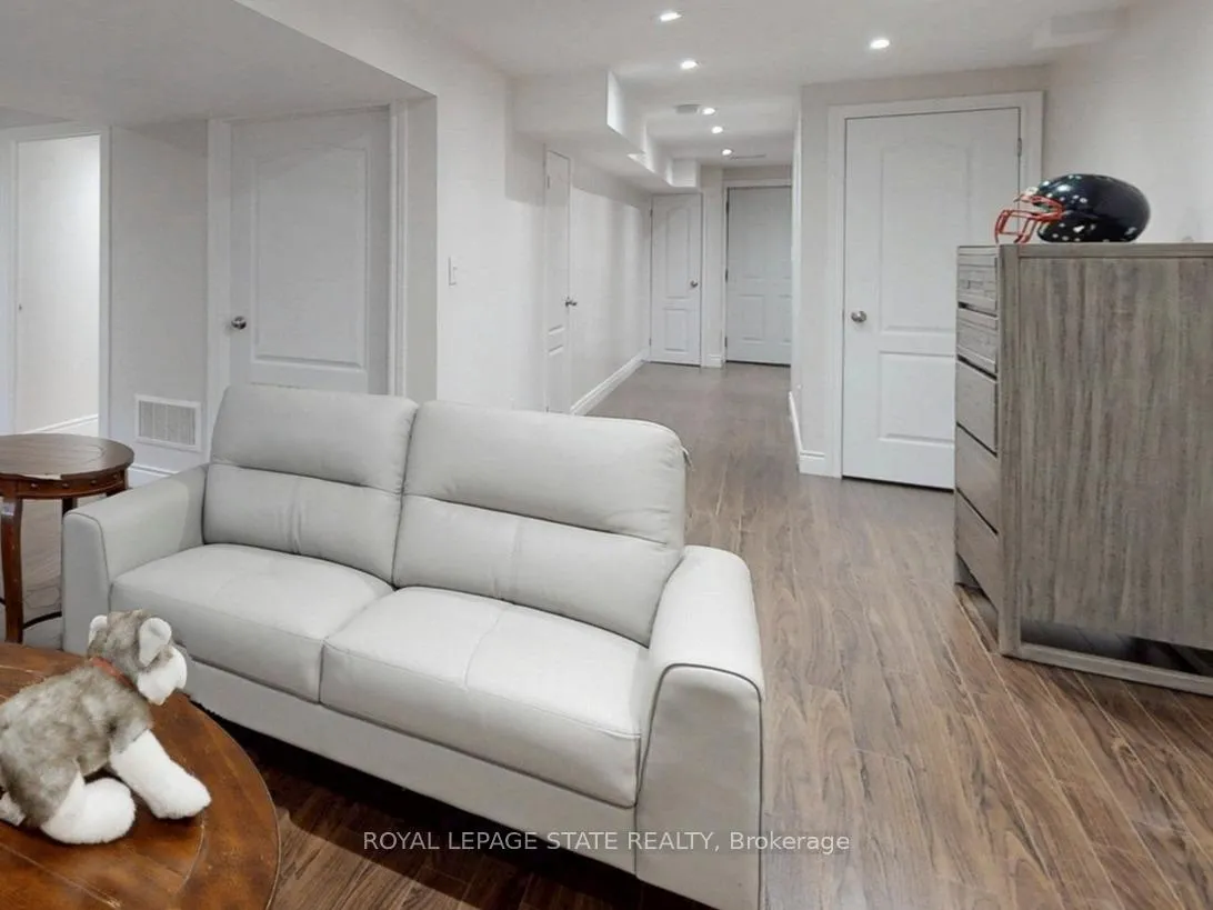 Photo 39 of 34 Forest Valley Crescent, Hamilton, Dundas — HOMEH