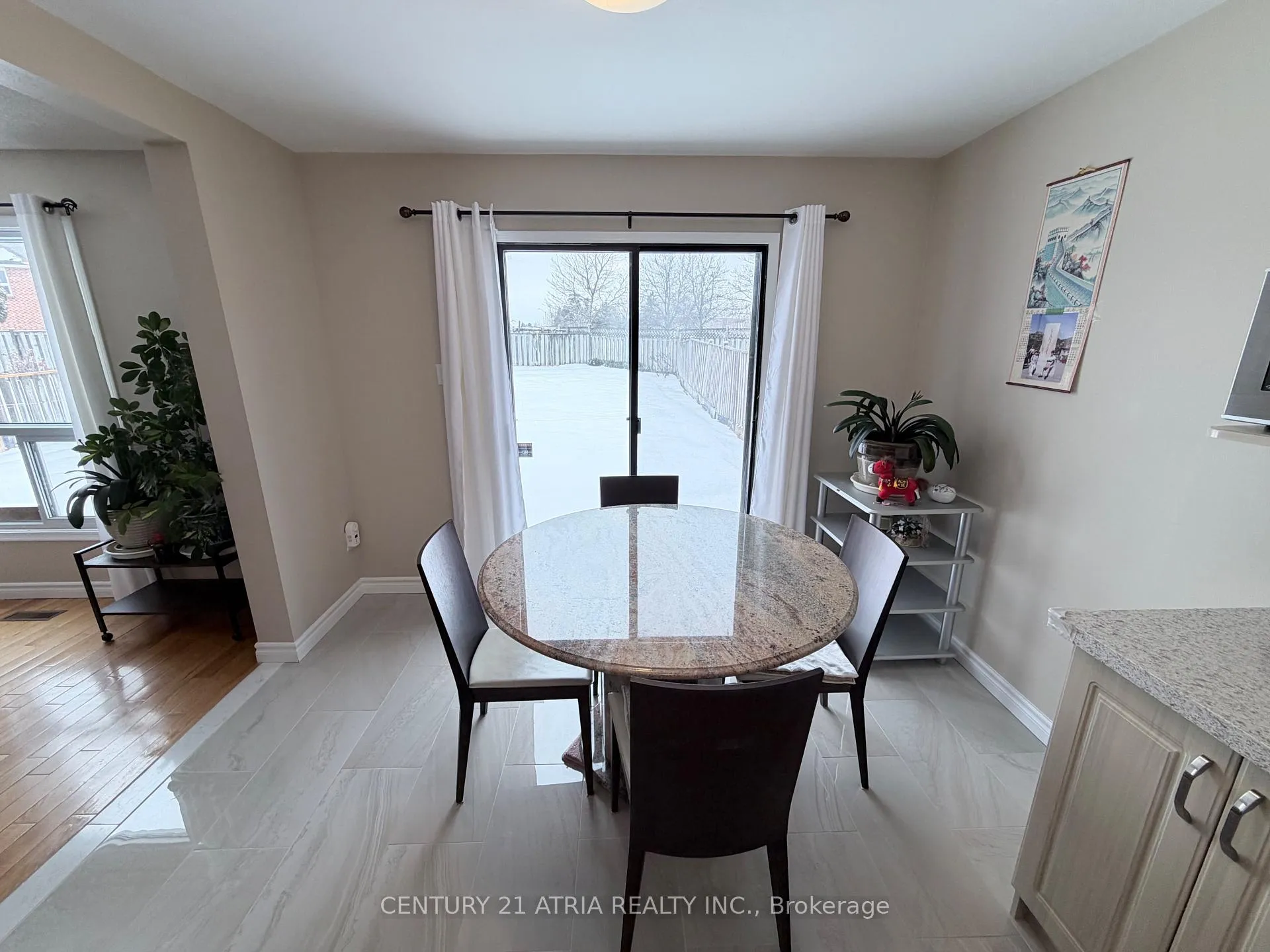 Photo 9 of 79 Maitland Drive, Markham, Milliken Mills West — HOMEH