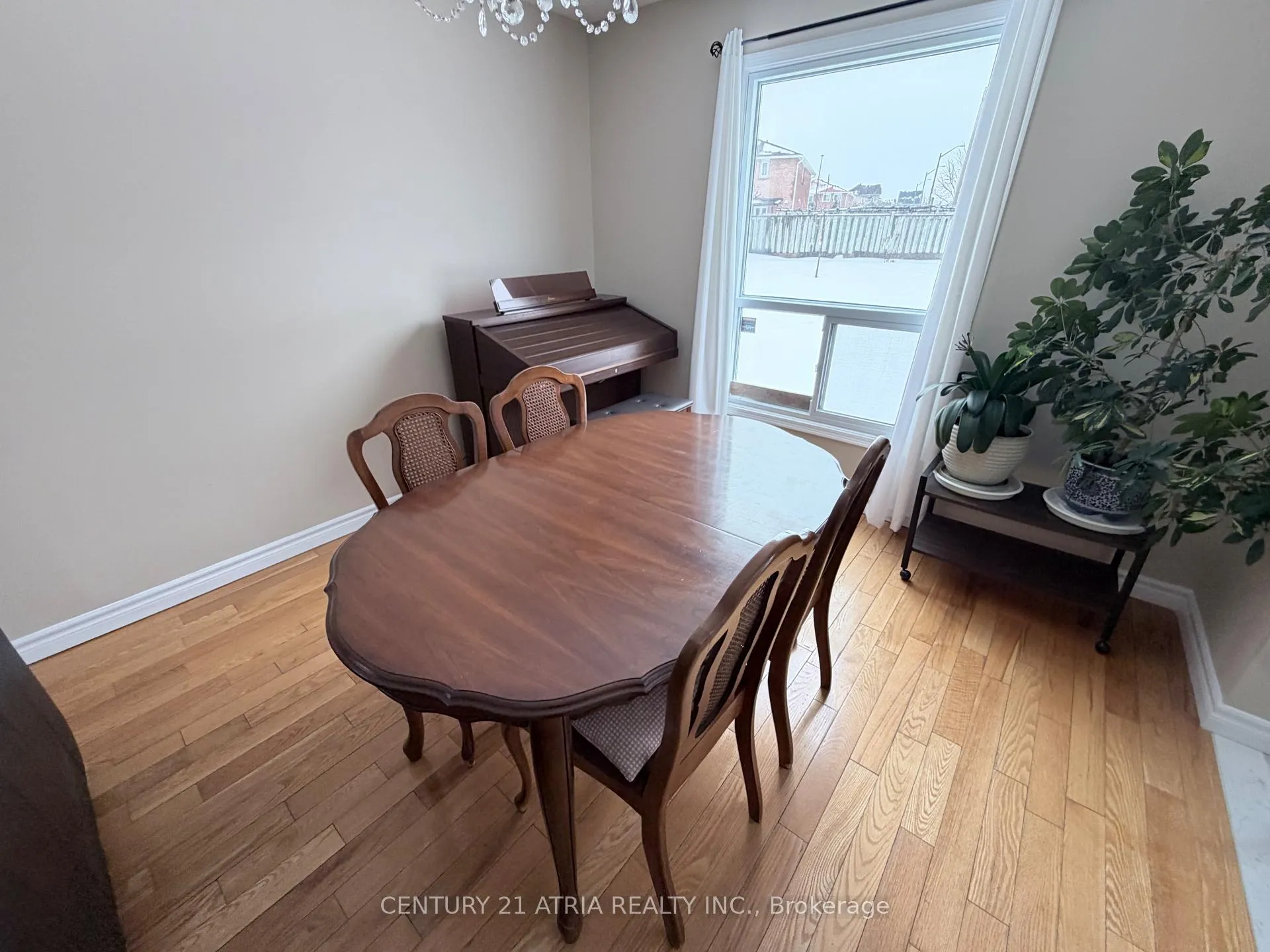 Photo 14 of 79 Maitland Drive, Markham, Milliken Mills West — HOMEH