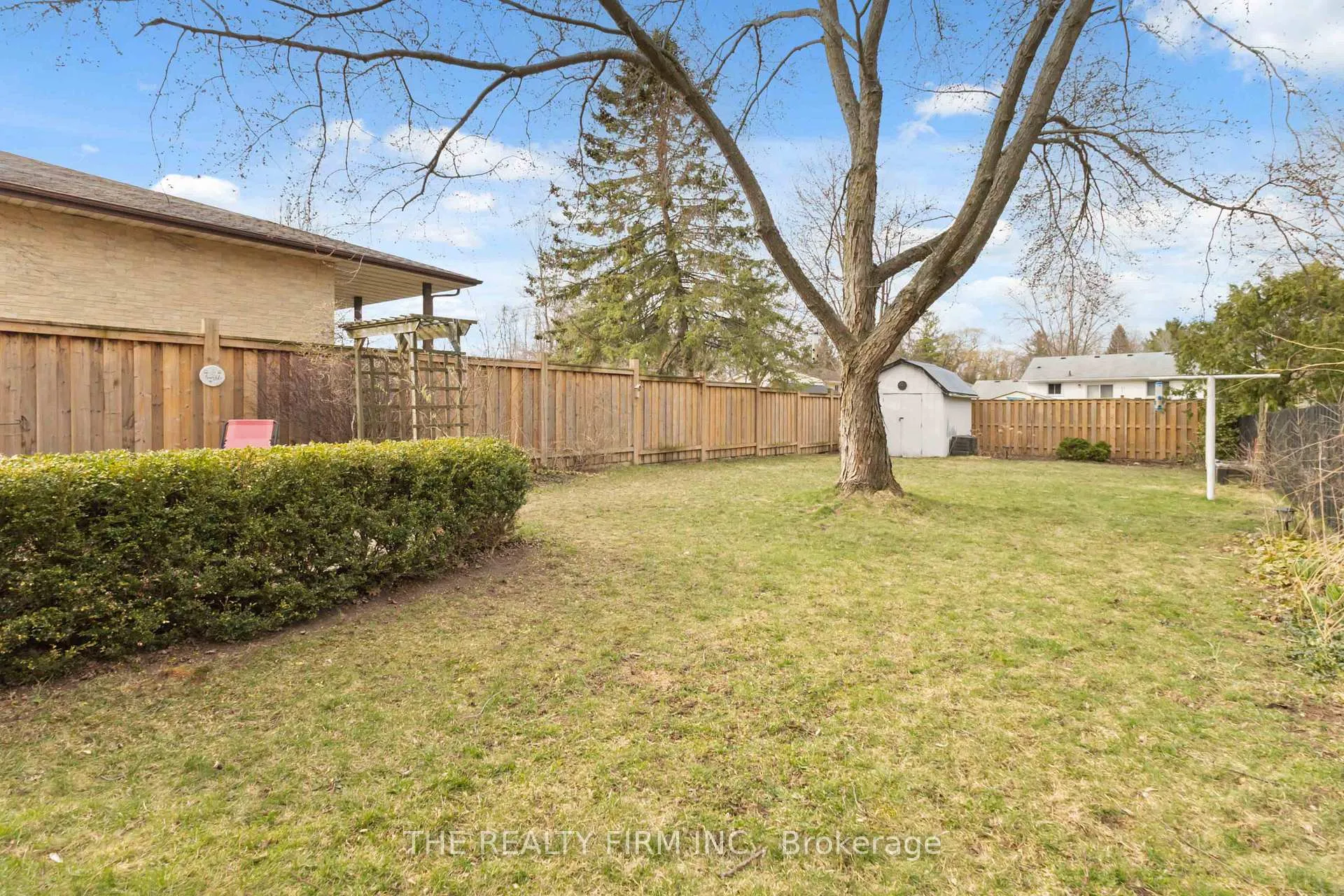 Photo 39 of 324 Oak Avenue, Strathroy-Caradoc, SW — HOMEH