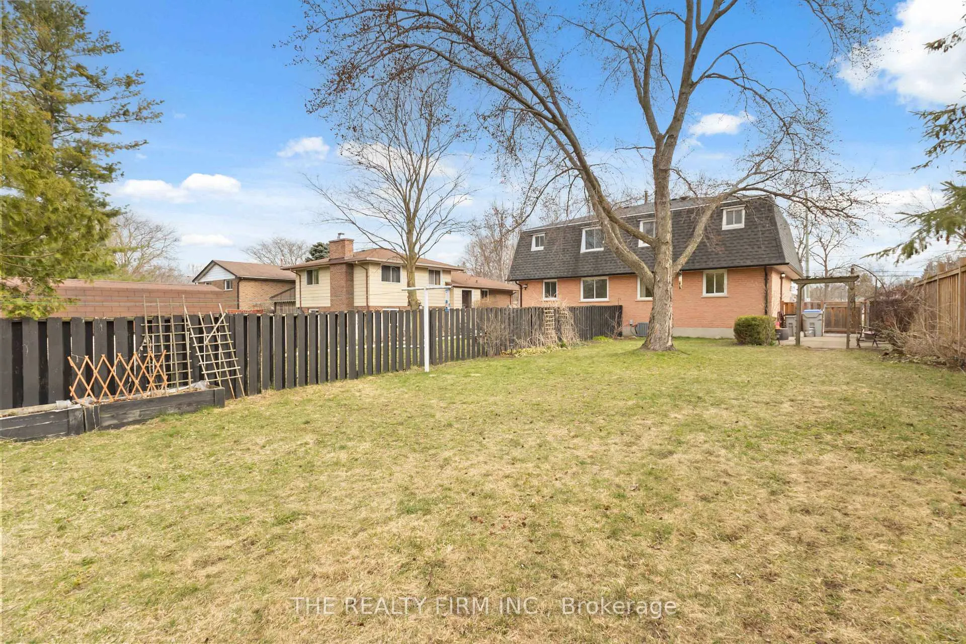 Photo 40 of 324 Oak Avenue, Strathroy-Caradoc, SW — HOMEH
