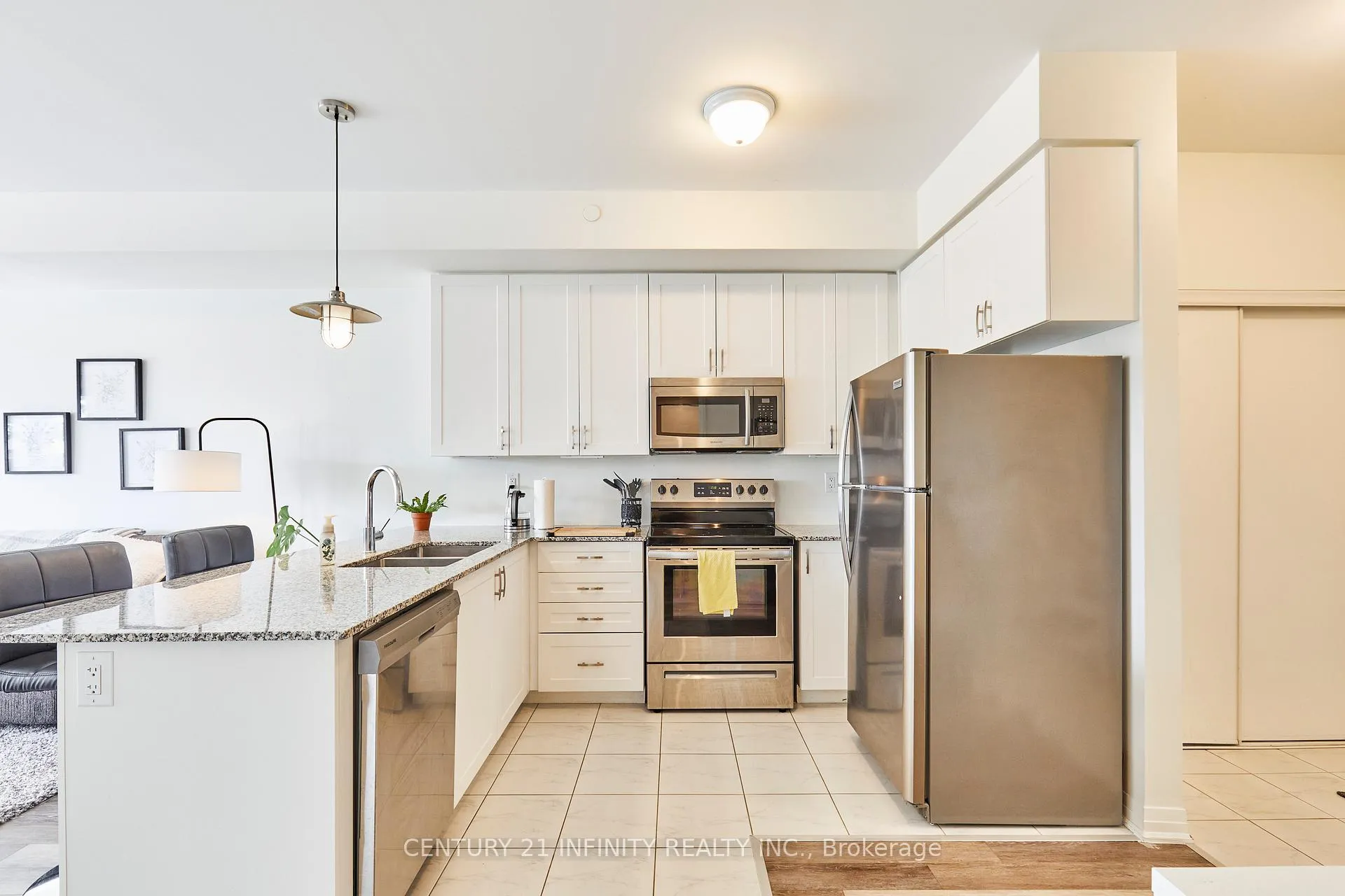 Photo 5 of Unit 101, 70 Shipway Avenue, Clarington, Newcastle — HOMEH